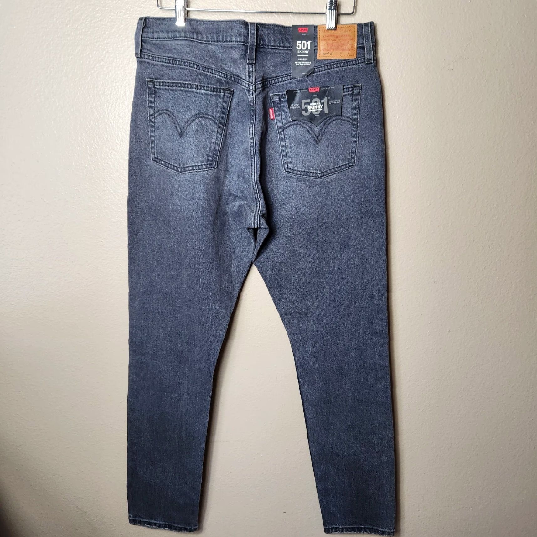Levi's VINTAGE Levis Womens Premium Black 501 S Button Fly High Rise Skinny Jeans-Size 32 Womens MENS? Size 24" / US 00 / IT 34 - 6 Thumbnail