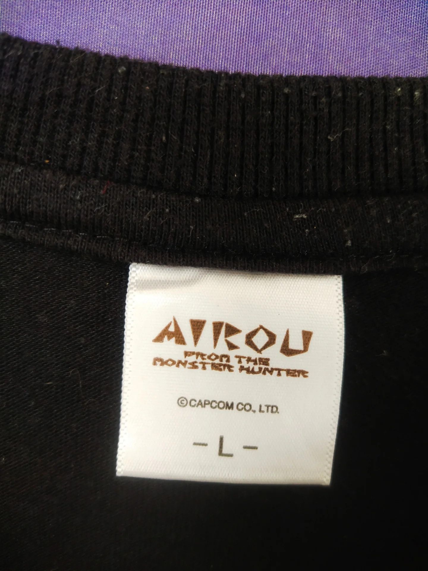 The Game Monster Hunter Airou and Merarou Game Tee Size US L / EU 52-54 / 3 - 4 Thumbnail