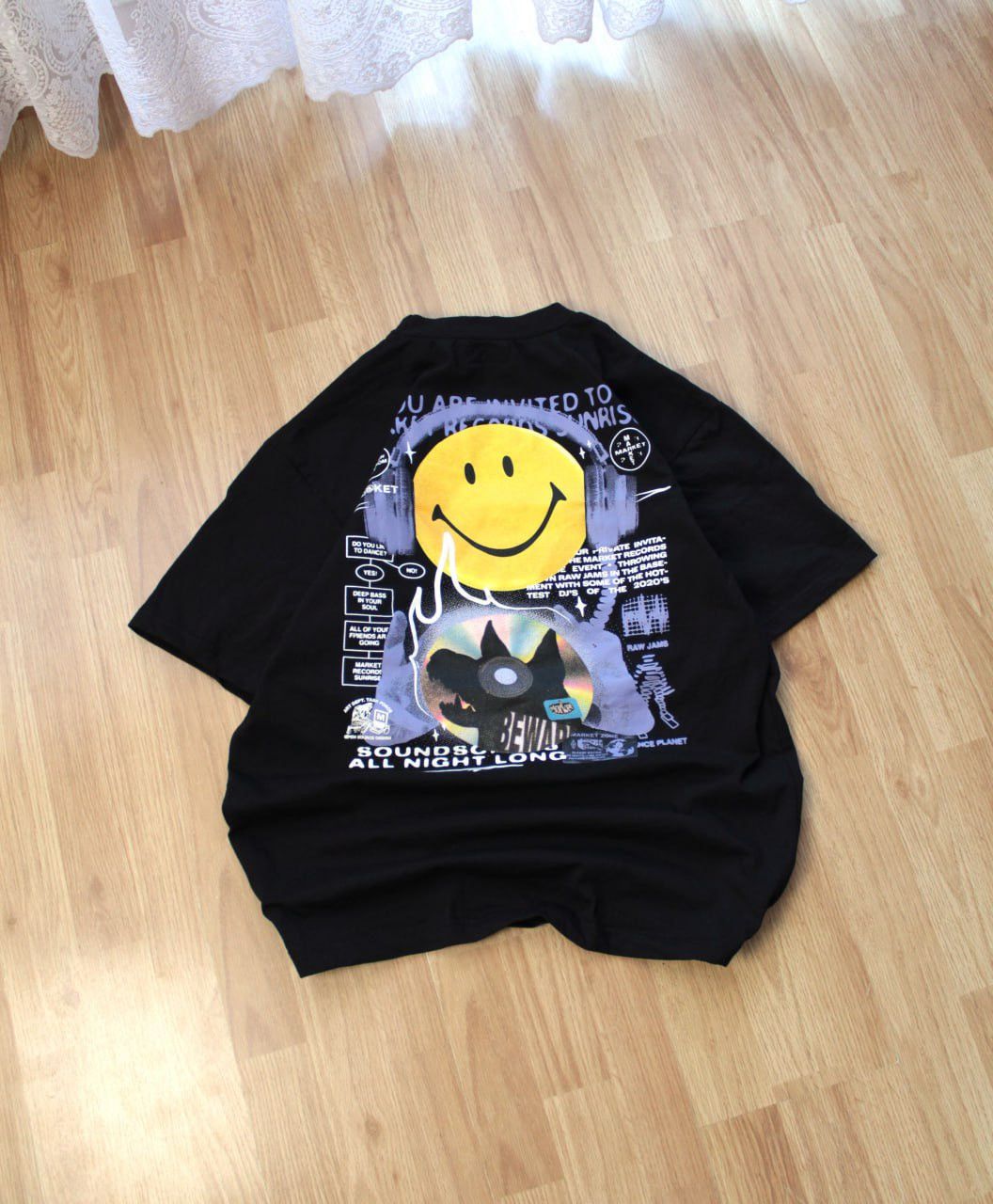 Market 🔥 Market Records x Smiley Graphic Art Afterhours T Shirt Y2K Size US L / EU 52-54 / 3 - 1 Thumbnail