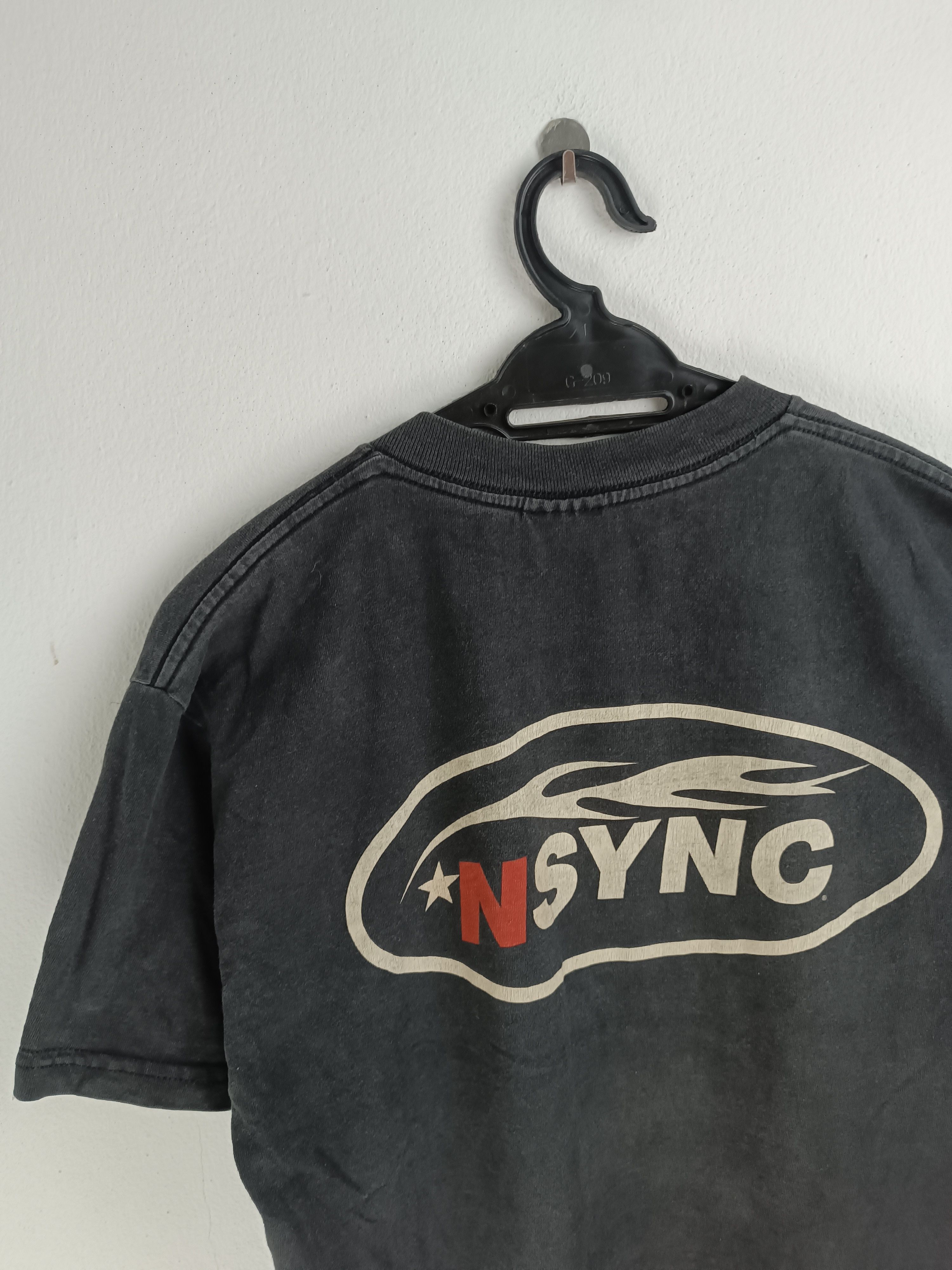 Band Tees VINTAGE '99 NSYNC FADED TEE VERY RARE backstreet otown spice Size US M / EU 48-50 / 2 - 14 Thumbnail