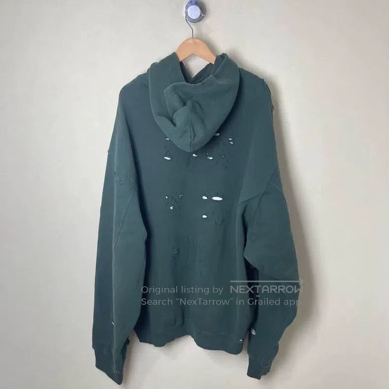 Balenciaga Balenciaga Green Double Layer Destroyed Hole Short Sleeve Size US S / EU 44-46 / 1 - 2 Thumbnail