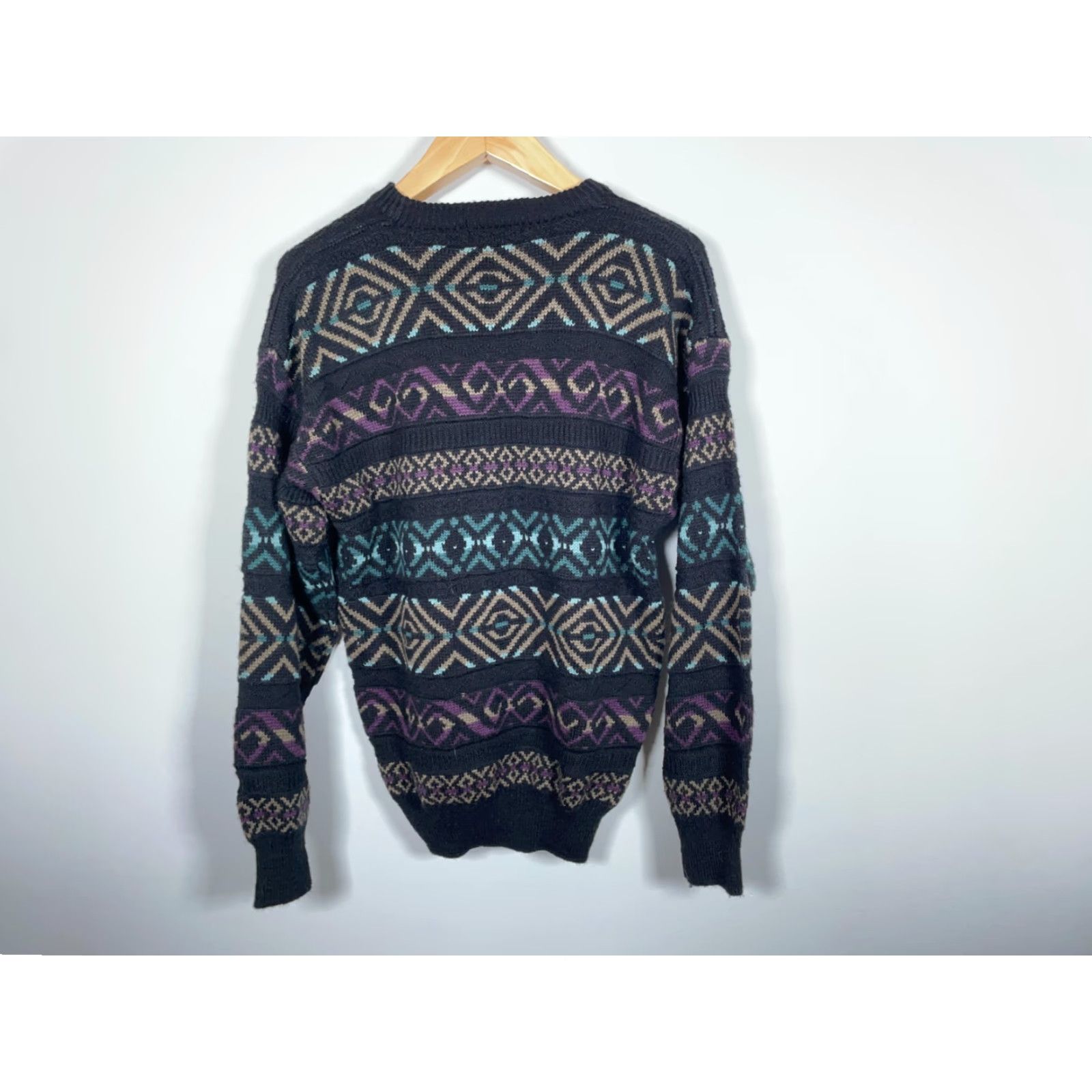Vintage VINTAGE Peter England Geometric Sweater Shirt (Men's) Large Black Purple 90s Retro Crew Neck Wool Blend Pullover Size US L / EU 52-54 / 3 - 2 Thumbnail