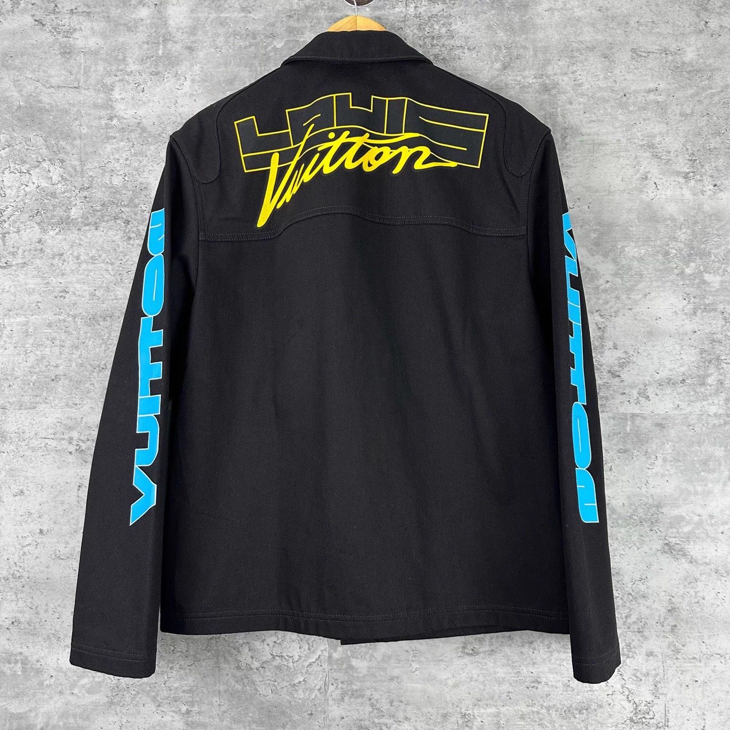 Louis Vuitton Louis Vuitton Graffiti Denim Jacket Men's 48 Like New Size US M / EU 48-50 / 2 - 2 Thumbnail