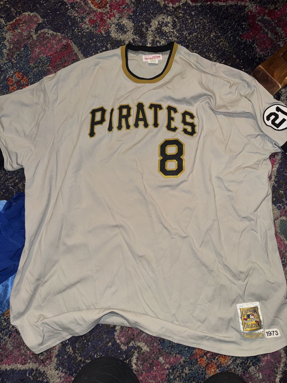 Cooperstown Collection × MLB 1973 Pitsburgh Pirates Willie Stargell w/Clemente patch 5XL Size US XXL / EU 58 / 5 - 1 Thumbnail