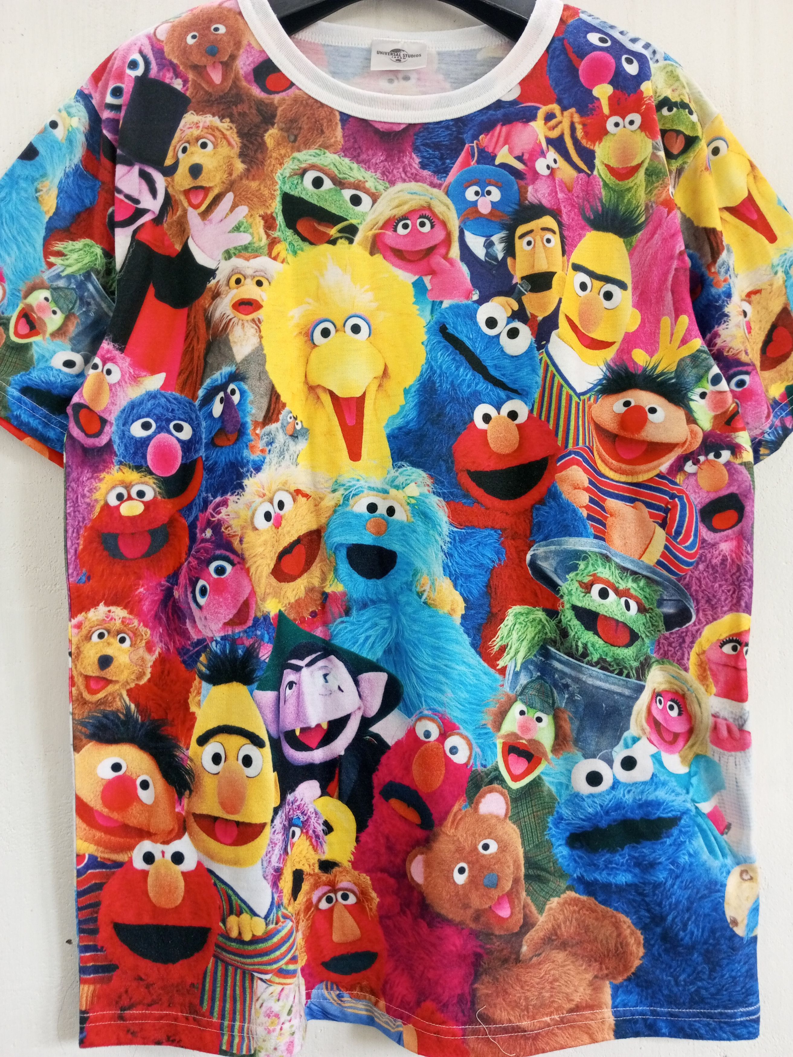 Japanese Brand Vintage Sesame Street All Over Print L Size US L / EU 52-54 / 3 - 4 Thumbnail