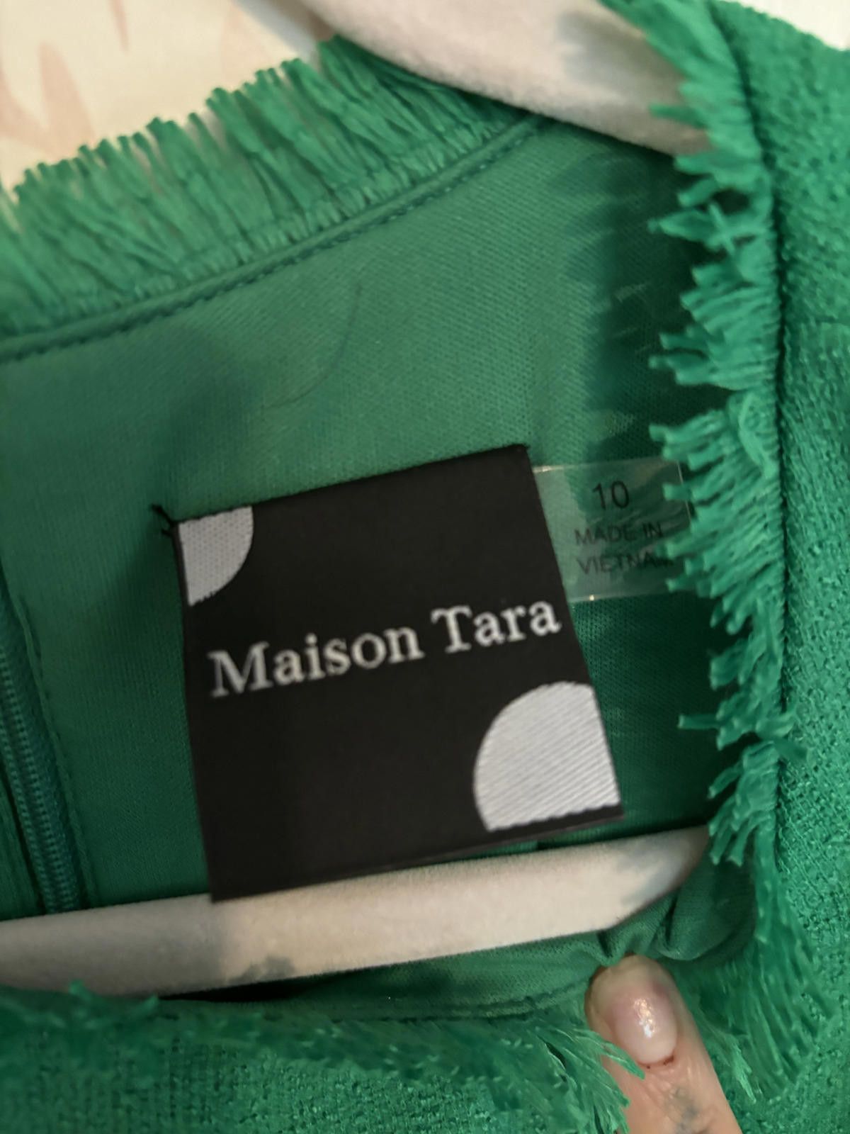 Designer NWT Maison Tara Green Dress with Lace Hem Size L / US 10 / IT 46 - 8 Thumbnail