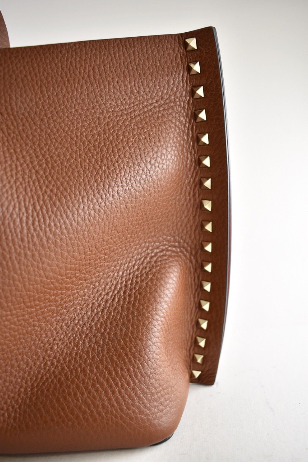 Valentino Valentino Garavani Rockstud Medium HG5 Leather Shoulder Bag Size ONE SIZE - 12 Thumbnail