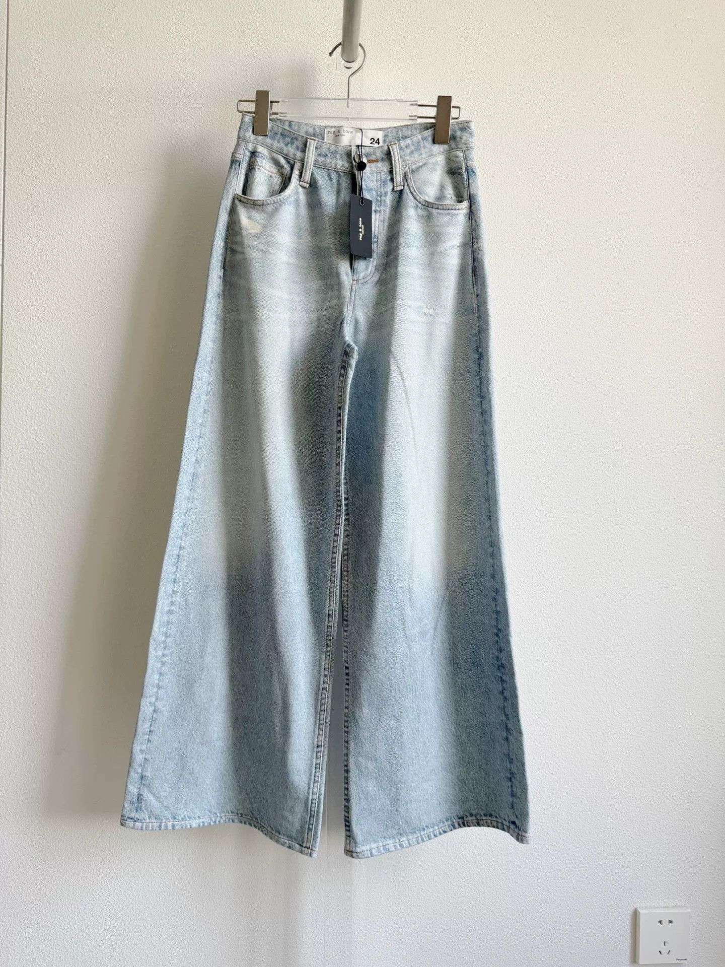 Rag & Bone rag & bone Washed Wide-Leg Jeans Size 24" / US 00 / IT 34 - 1 Thumbnail