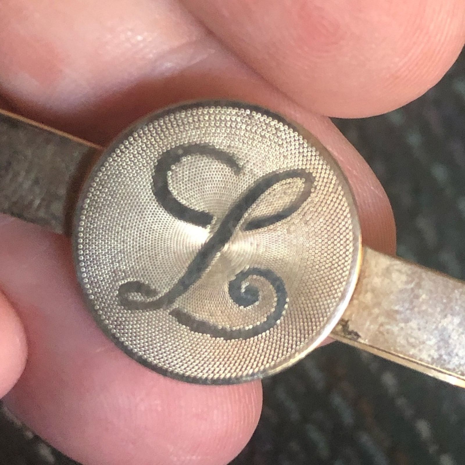 Vintage Vintage gentleman gold monogram initial “L” tie bar clip Size ONE SIZE - 2 Thumbnail
