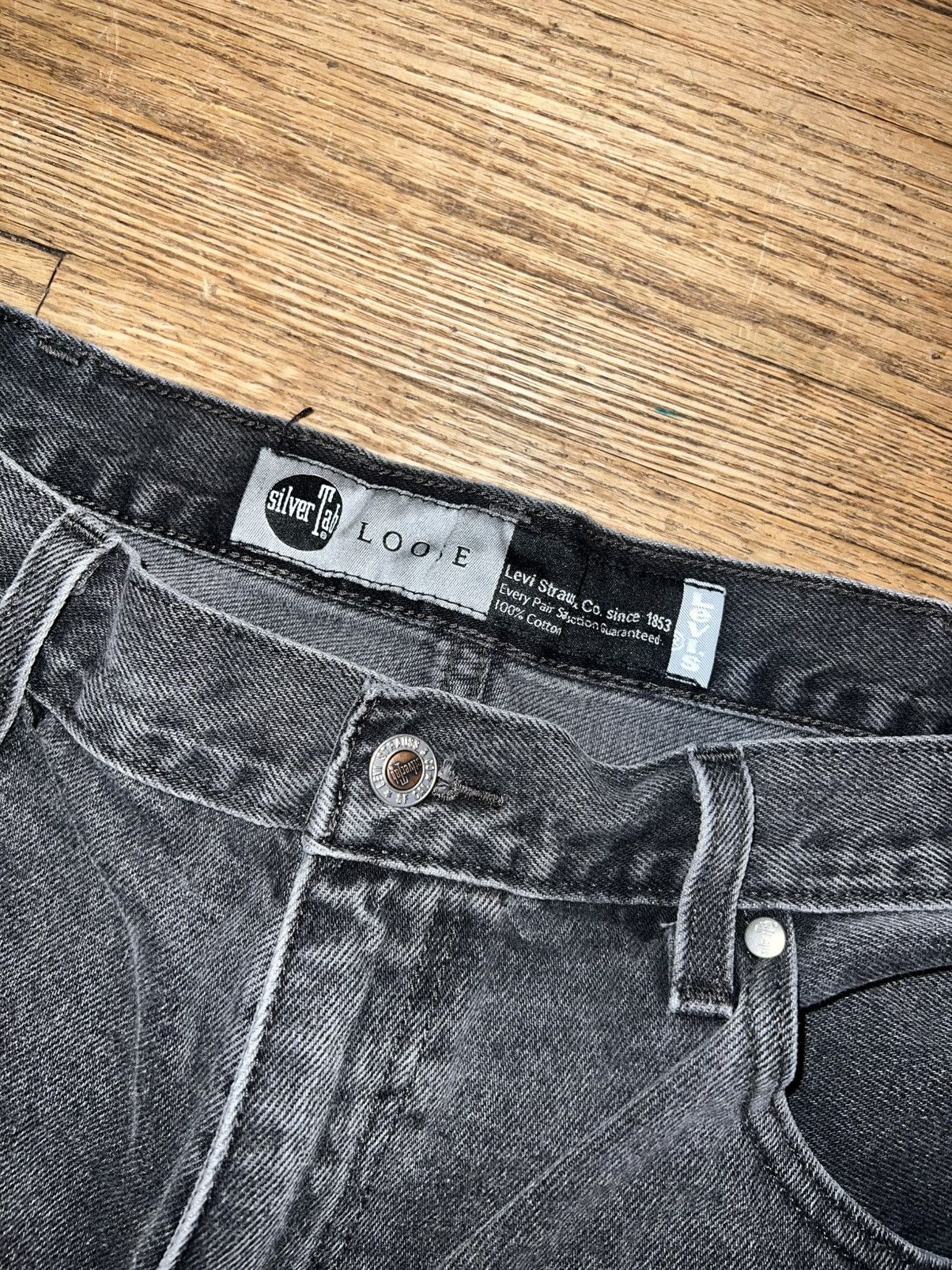 Levi's Vintage Levi’s Silver Tab Baggy Faded Jorts Size US 36 / EU 52 - 2 Thumbnail