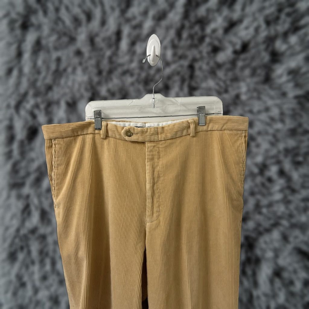 Vineyard Vines VINTAGE? No. Vineyard Vines Mens Corduroy Pants Orange 42x27 Chino Flat Front Belt Loops Pockets Straight Leg Regular Fit YKK Size US 42 / EU 58 - 1 Thumbnail