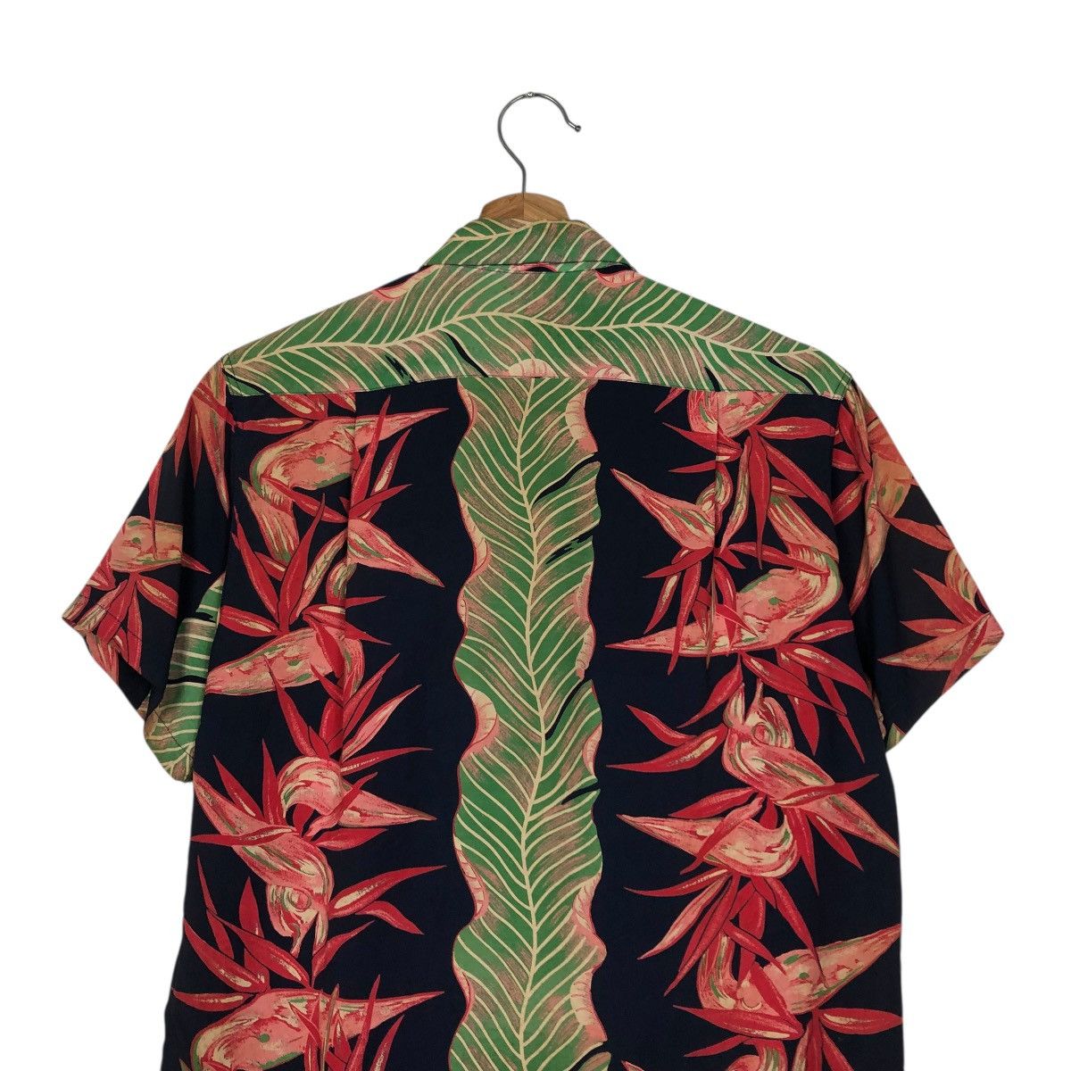 Toyo Enterprises 🔥VINTAGE HAWAIIAN SHIRT BUTTON SUN SURF 100% RAYON Size US XS / EU 42 / 0 - 11 Thumbnail