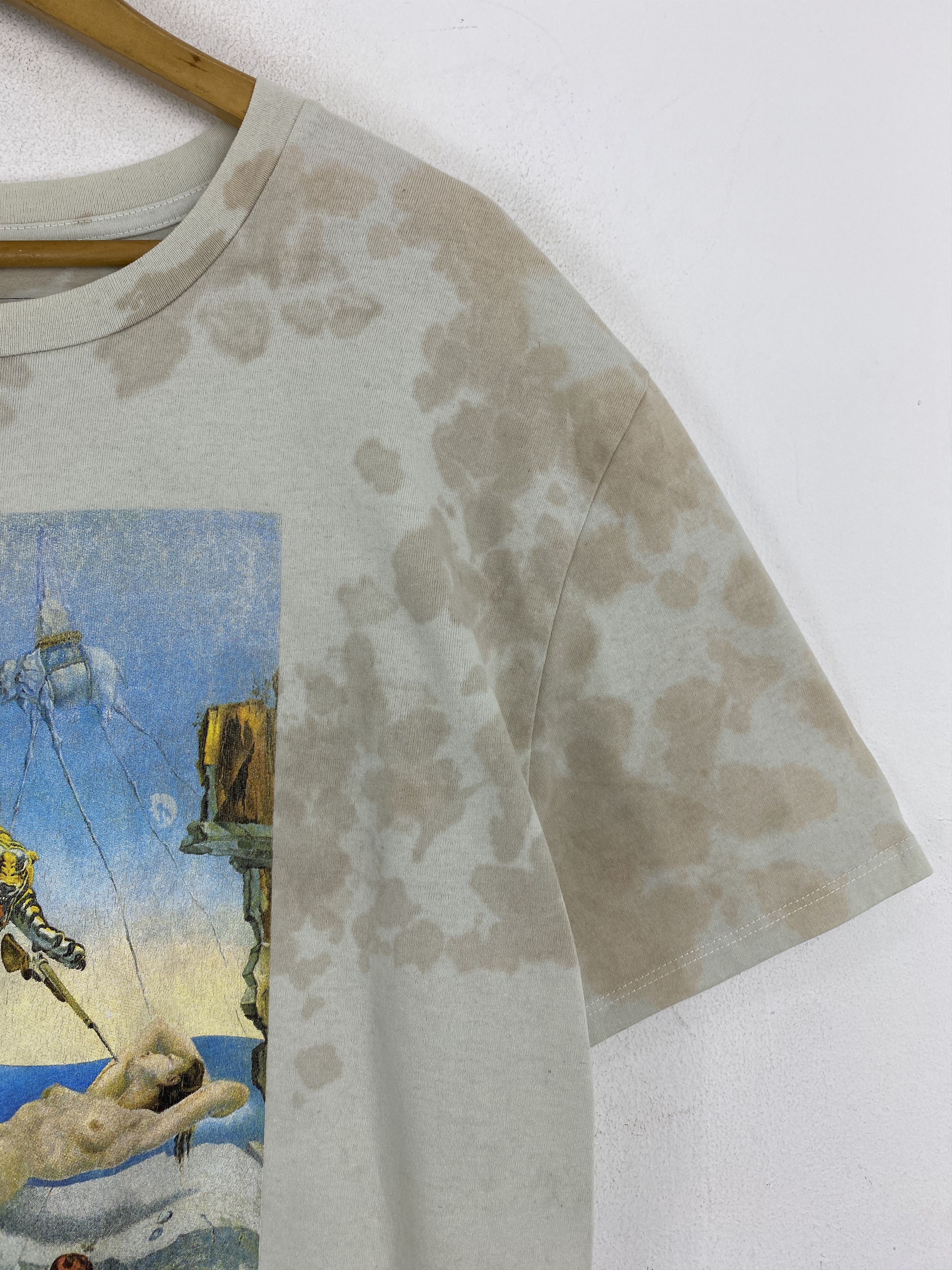Vintage Vintage Pornegranate Art Dali Dream Tee Shirt TA0687 Size US L / EU 52-54 / 3 - 9 Thumbnail