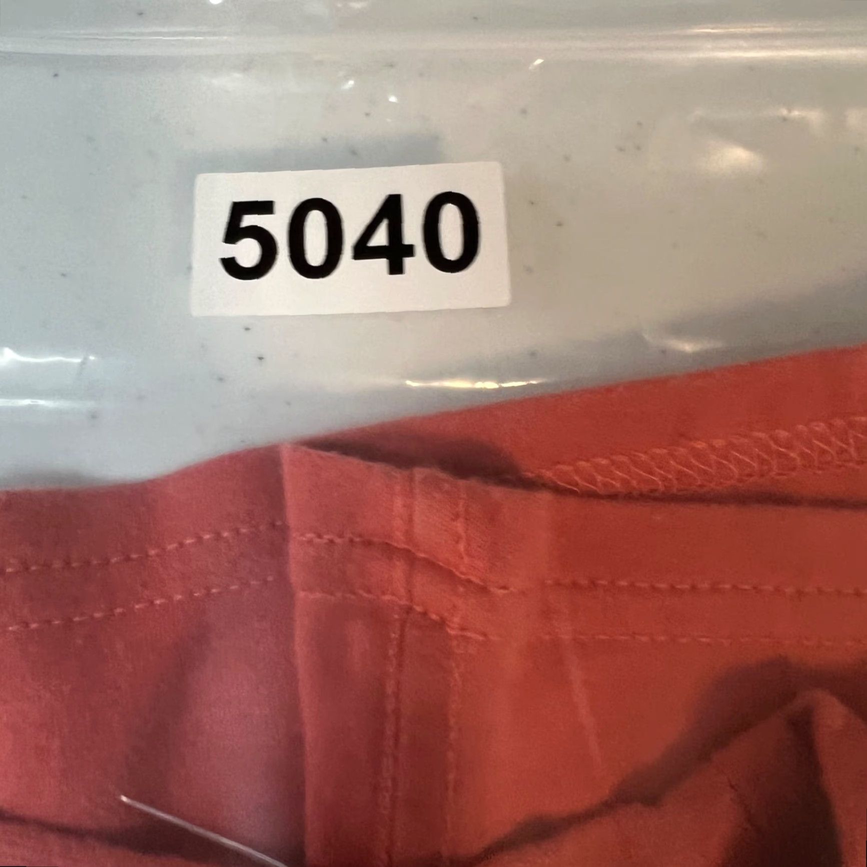 Vintage Gettees Mens Small Coral Red Crewneck Short Sleeve Supima Cotton T Shirt Size US S / EU 44-46 / 1 - 6 Thumbnail
