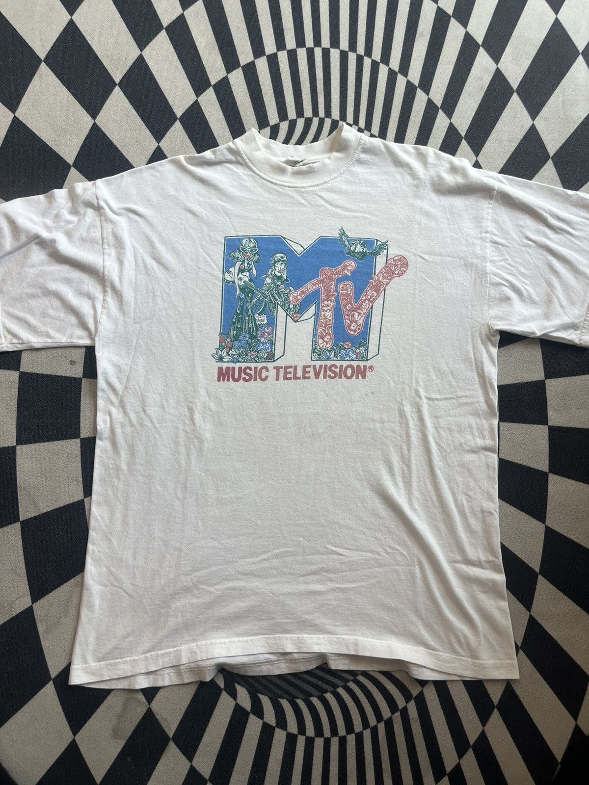 Mtv Vintage MTV music television Flower Power 90’s Tshirt Size US XL / EU 56 / 4 - 3 Thumbnail