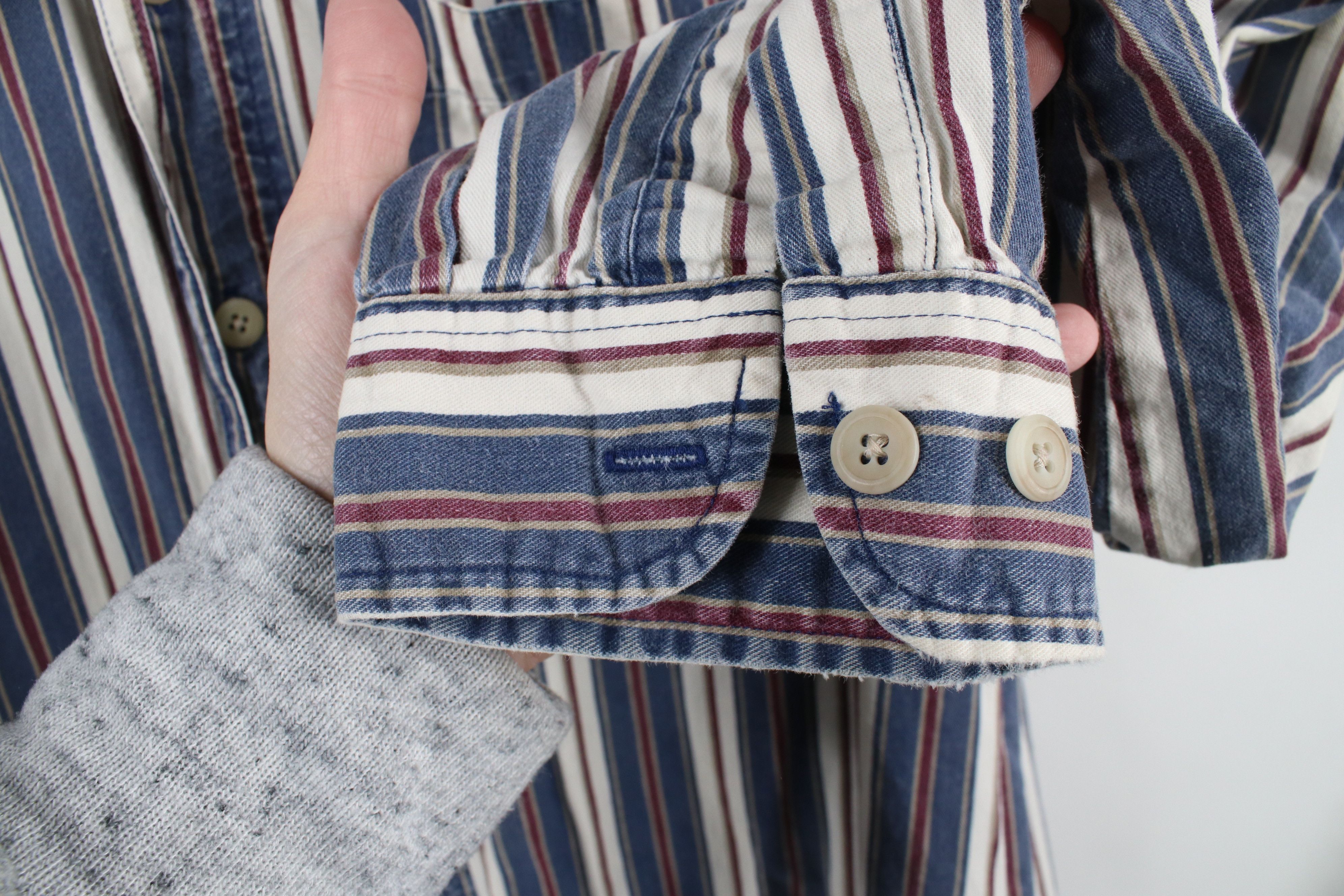 Vintage Vintage 90s Streetwear Block Collared Button Down Shirt Size US XL / EU 56 / 4 - 8 Thumbnail