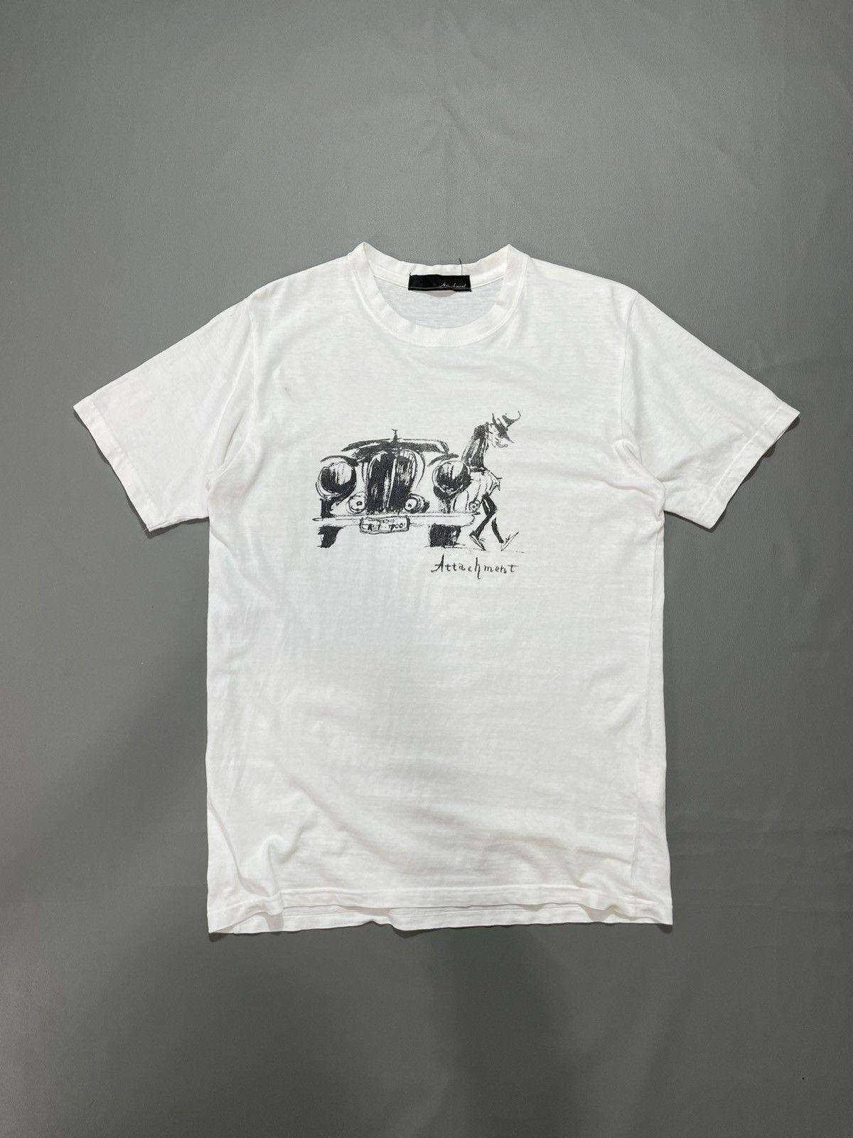 Attachment Men with classic car Art Work tee Size US M / EU 48-50 / 2 - 1 Thumbnail
