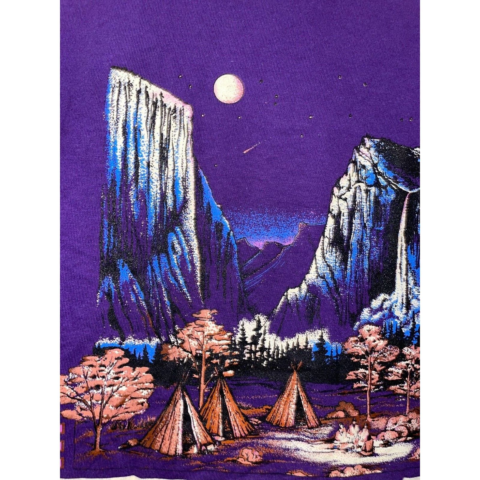 Jerzees Vintage Yosemite Park Shirt Mountain Purple Tee VTG 1990s L Size US L / EU 52-54 / 3 - 4 Thumbnail