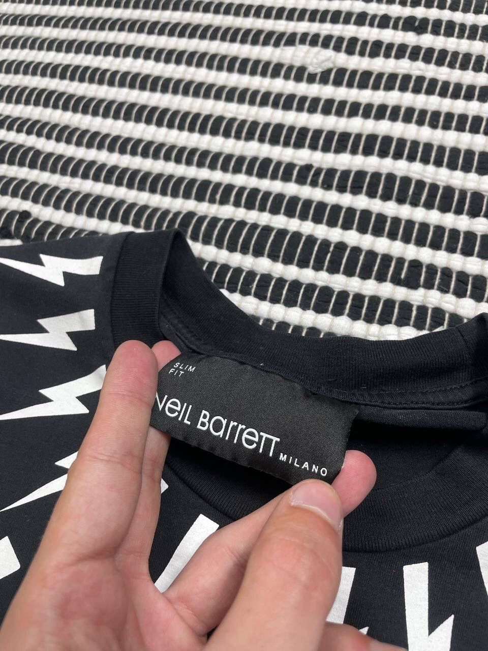 Designer × Japanese Brand × Neil Barrett Neil Barrett Slim Fit Lighting Logo Tee T-Shirt Y2K Size US XS / EU 42 / 0 - 6 Thumbnail
