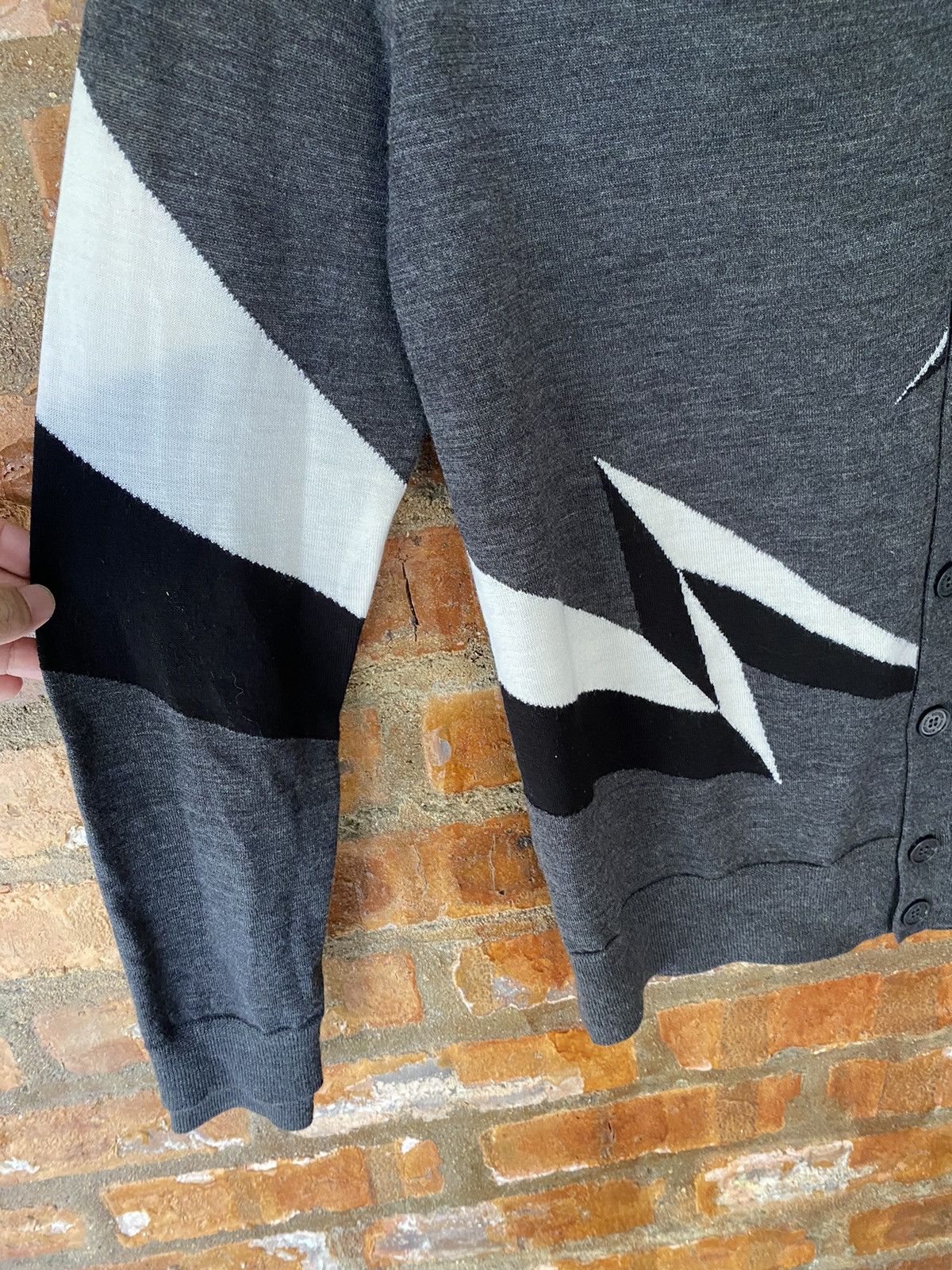Japanese Brand × Neil Barrett 2000s Neil Barrett Iconic 3D lighting wool cardigan Size US M / EU 48-50 / 2 - 8 Thumbnail