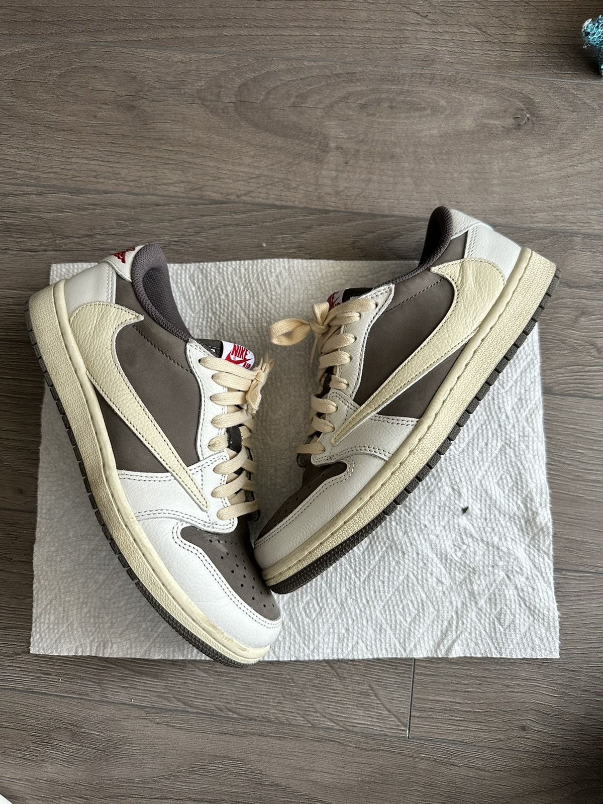 Jordan Brand × Nike × Travis Scott Jordan 1 Travis Low Reverse Mocha ...