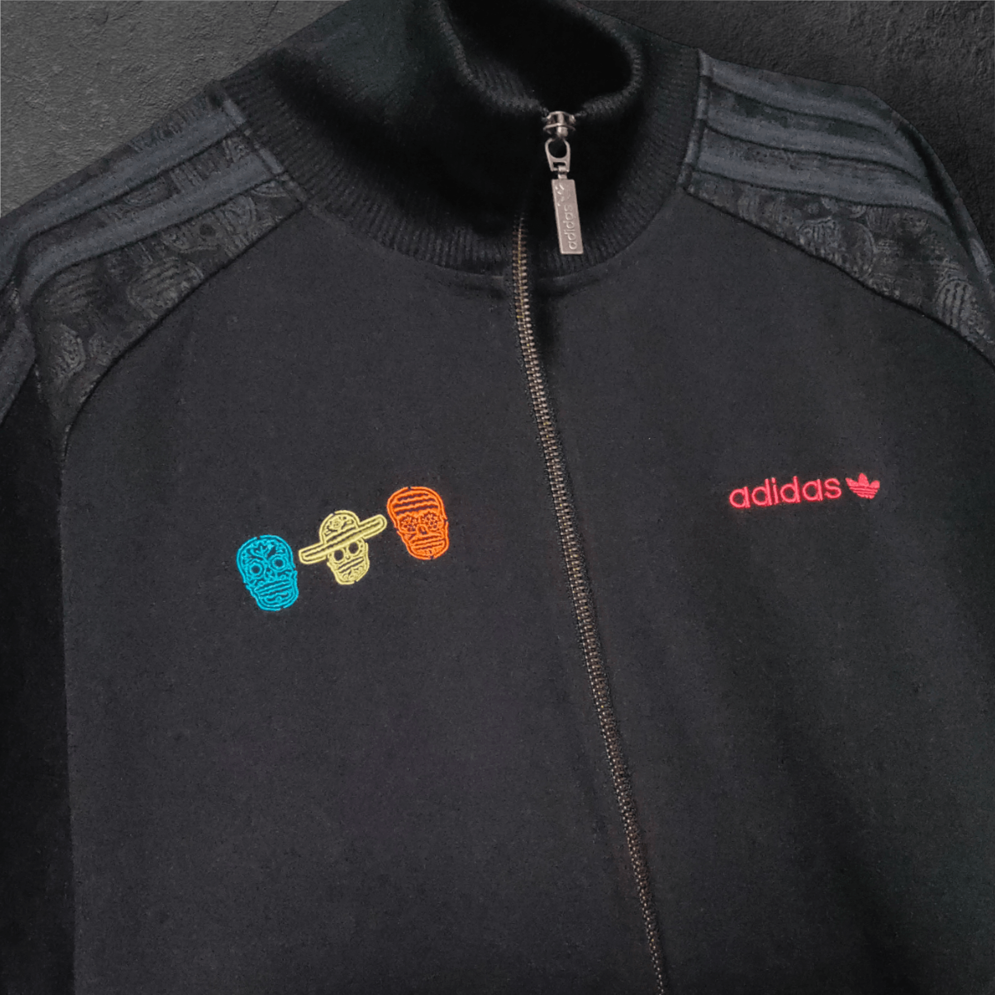 Adidas Vtg Adidas Day of the dead Size US M / EU 48-50 / 2 - 3 Thumbnail