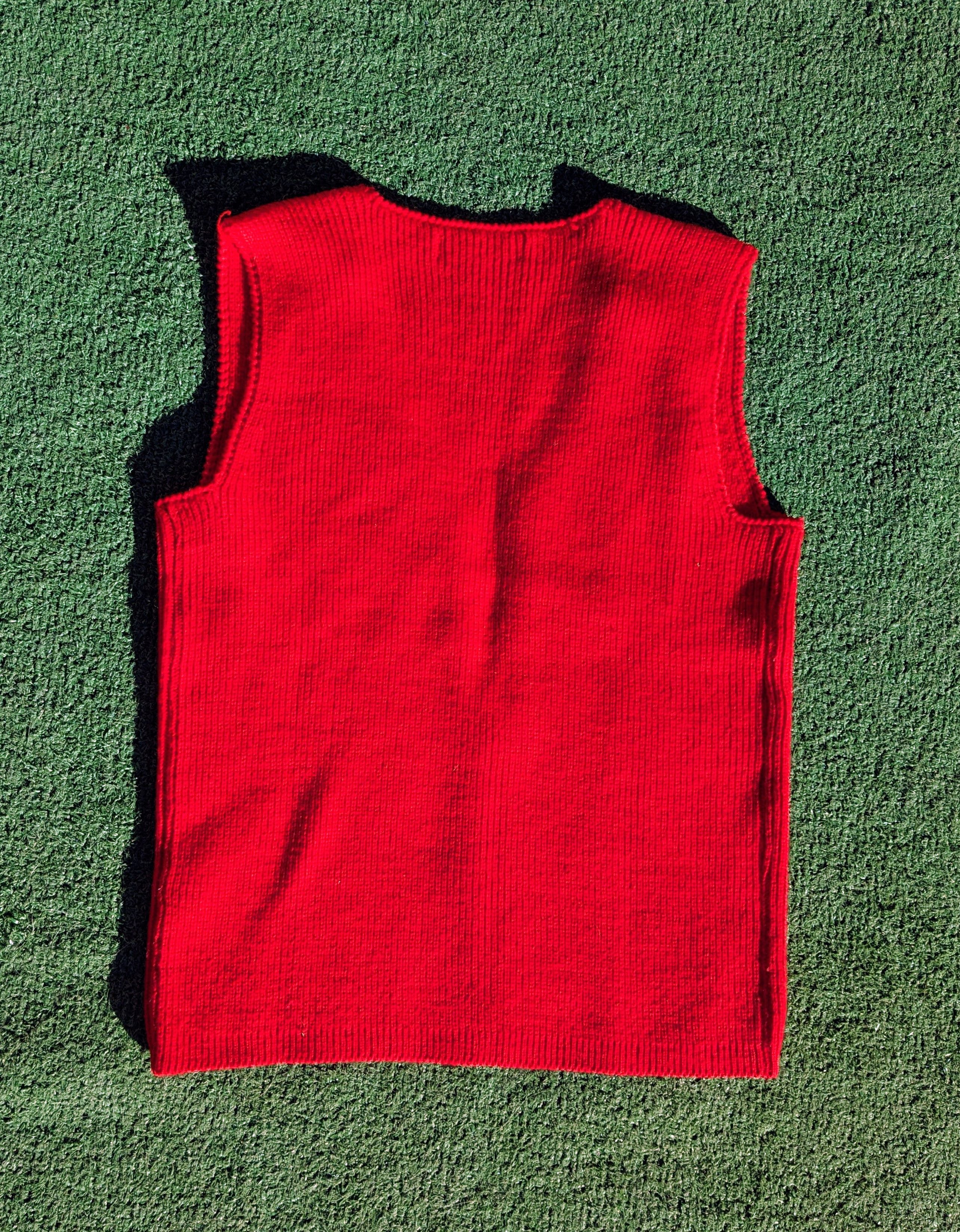 Other Vintage Scarlet Red Button Petite Japanese Knit Sweater Vest Size S / US 4 / IT 40 - 7 Thumbnail