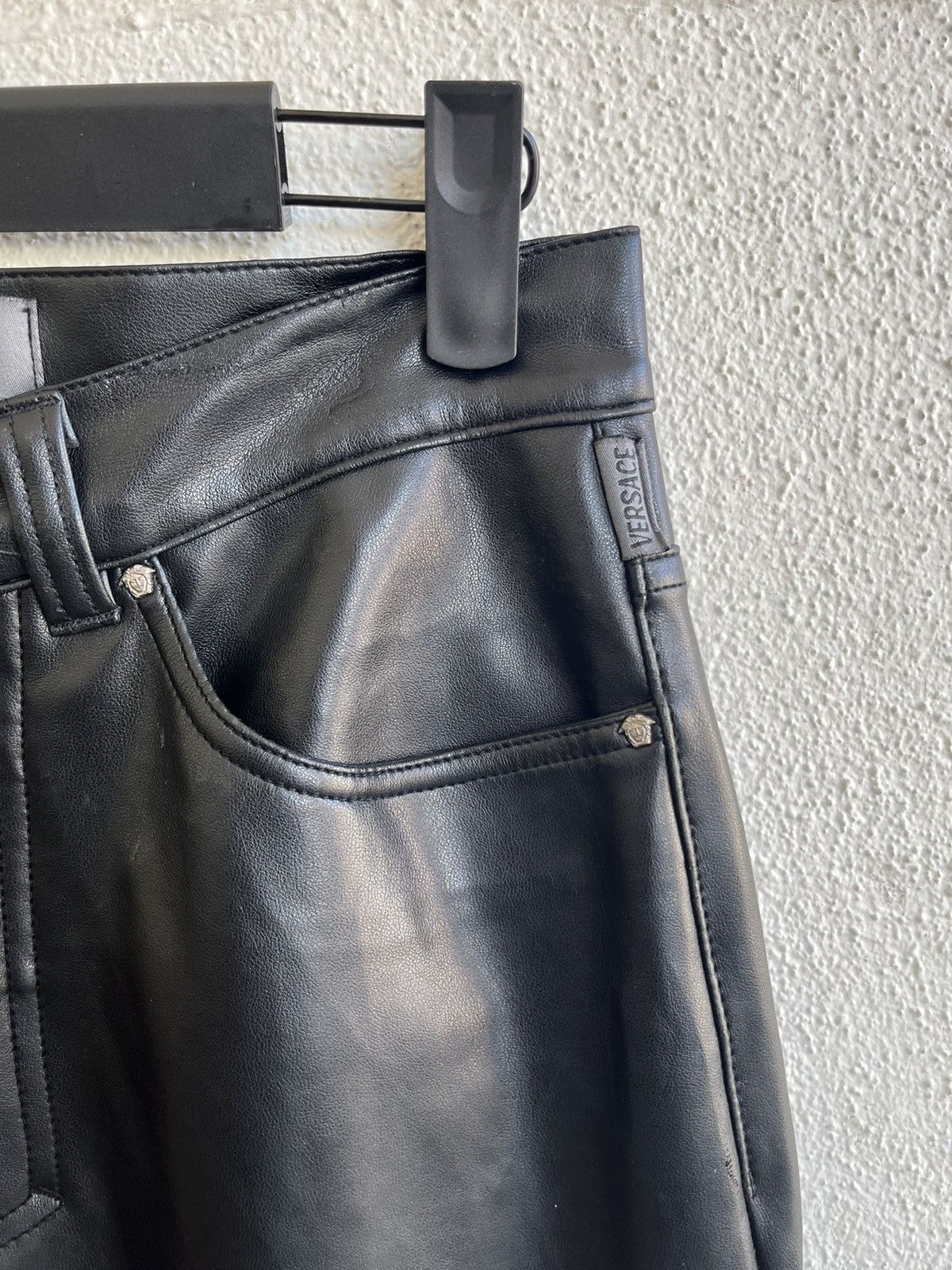 Versace Jeans Couture Versace Jeans Couture Black Leather Pants Size US 28 / EU 44 - 13 Thumbnail