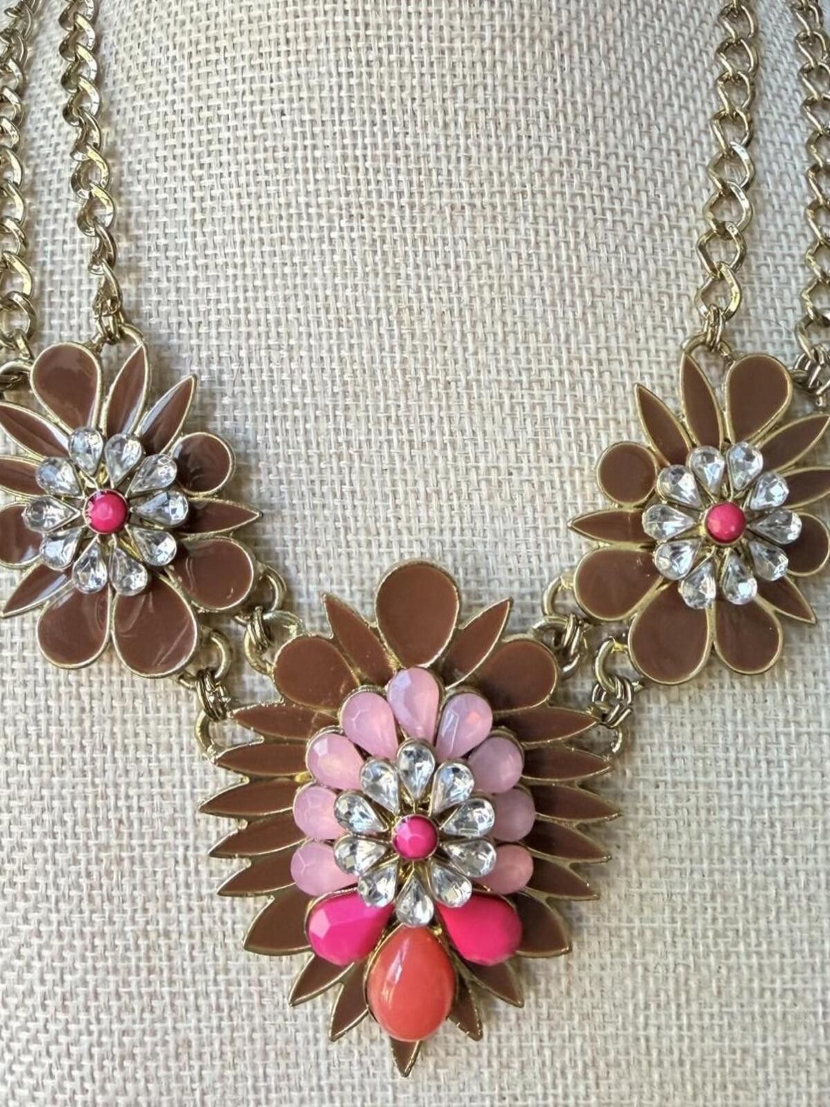 Other NY & Co Floral Statement Bib Necklace Rhinestone Gold Size ONE SIZE - 9 Thumbnail