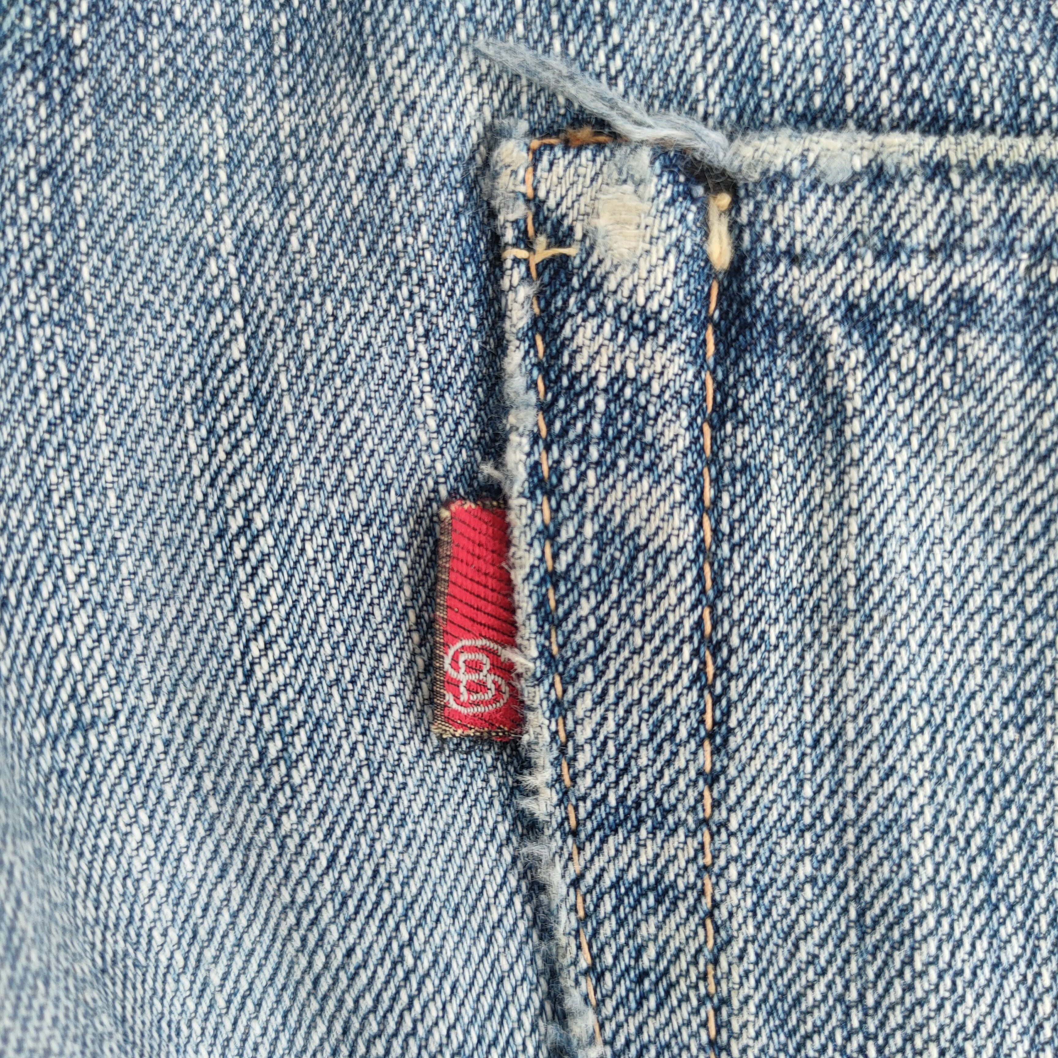 Japanese Brand VINTAGE STORMYBLUE SALVEDGE BUTTON FLY FADED JEANS DENIM Size US 32 / EU 48 - 12 Thumbnail