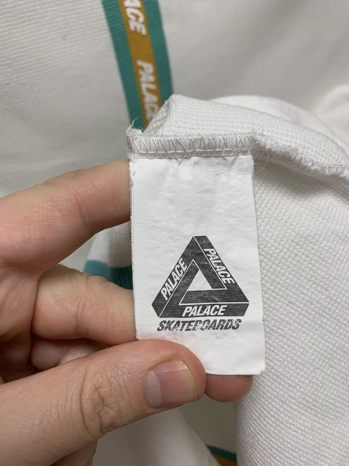 Palace Palace white stripe t-shirt M sz Size US M / EU 48-50 / 2 - 6 Thumbnail