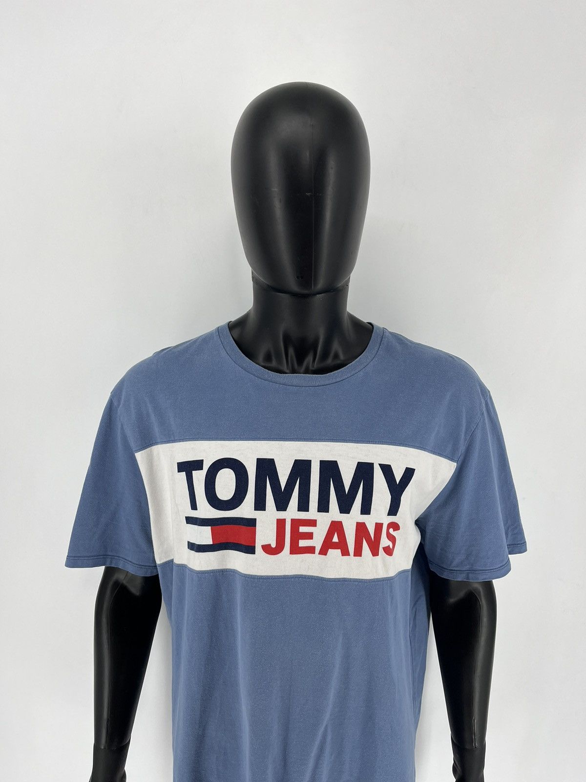 Tommy Hilfiger × Tommy Jeans Tommy Jeans Hilfiger Big Logo Tshirt Vintage L Streetwear Size US XL / EU 56 / 4 - 6 Thumbnail