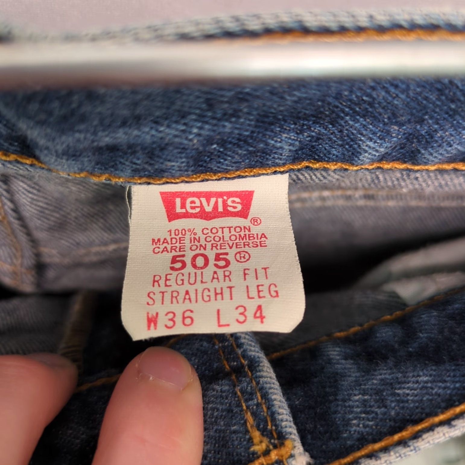 Levi's VINTAGE Levi's Jeans Mens 36x34 Blue Denim 505 Regular Straight Red Tab 90s 1999 Mens Size US 36 / EU 52 - 3 Thumbnail