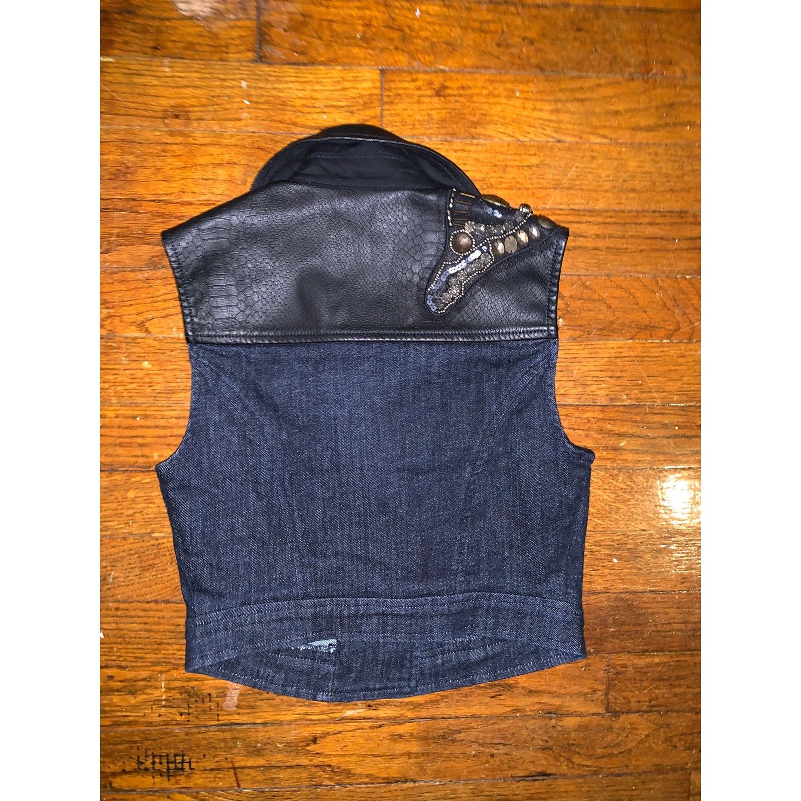 Vera Wang Vera Wang Moto Vest XS Denim Studded Faux Leather Zip Size XS / US 0-2 / IT 36-38 - 3 Thumbnail