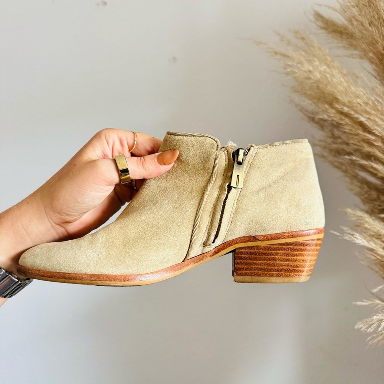 Sam Edelman SAM EDELMAN Beige Tan Suede Leather $170 Boot Booties Shoe 6 Size US 6 / IT 36 - 8 Thumbnail