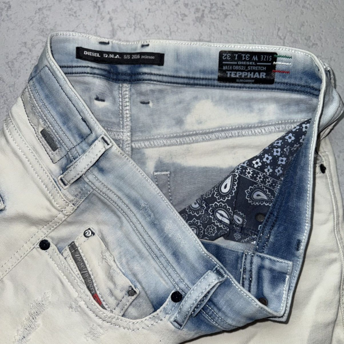 Diesel RARE Diesel Distressed Tepphar Slim Jeans Size US 31 - 17 Thumbnail