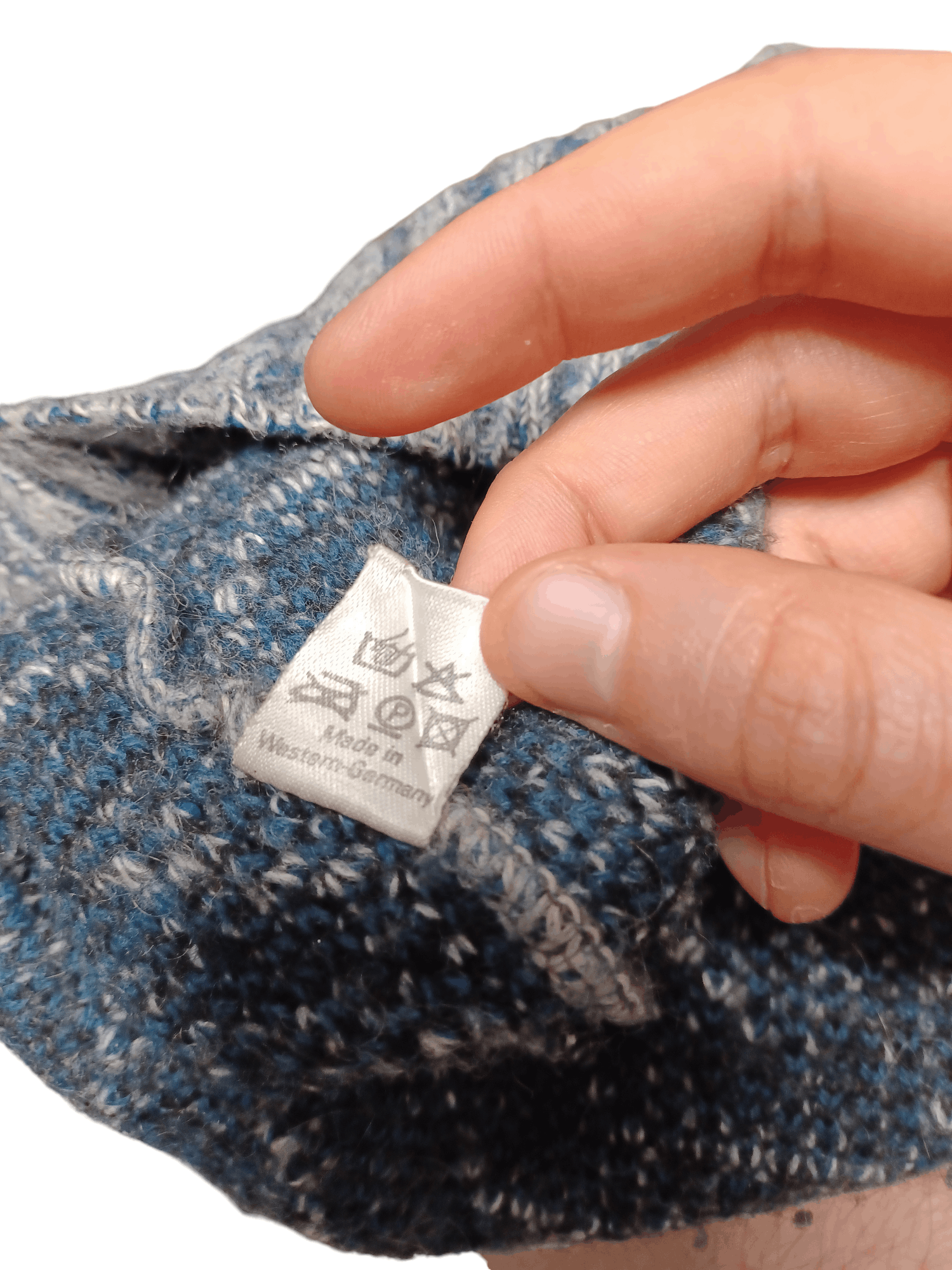 Other MADE IN WESTERN GERMANY PURE NEW WOOL OLDMONEY SWEATER Size US XL / EU 56 / 4 - 5 Thumbnail