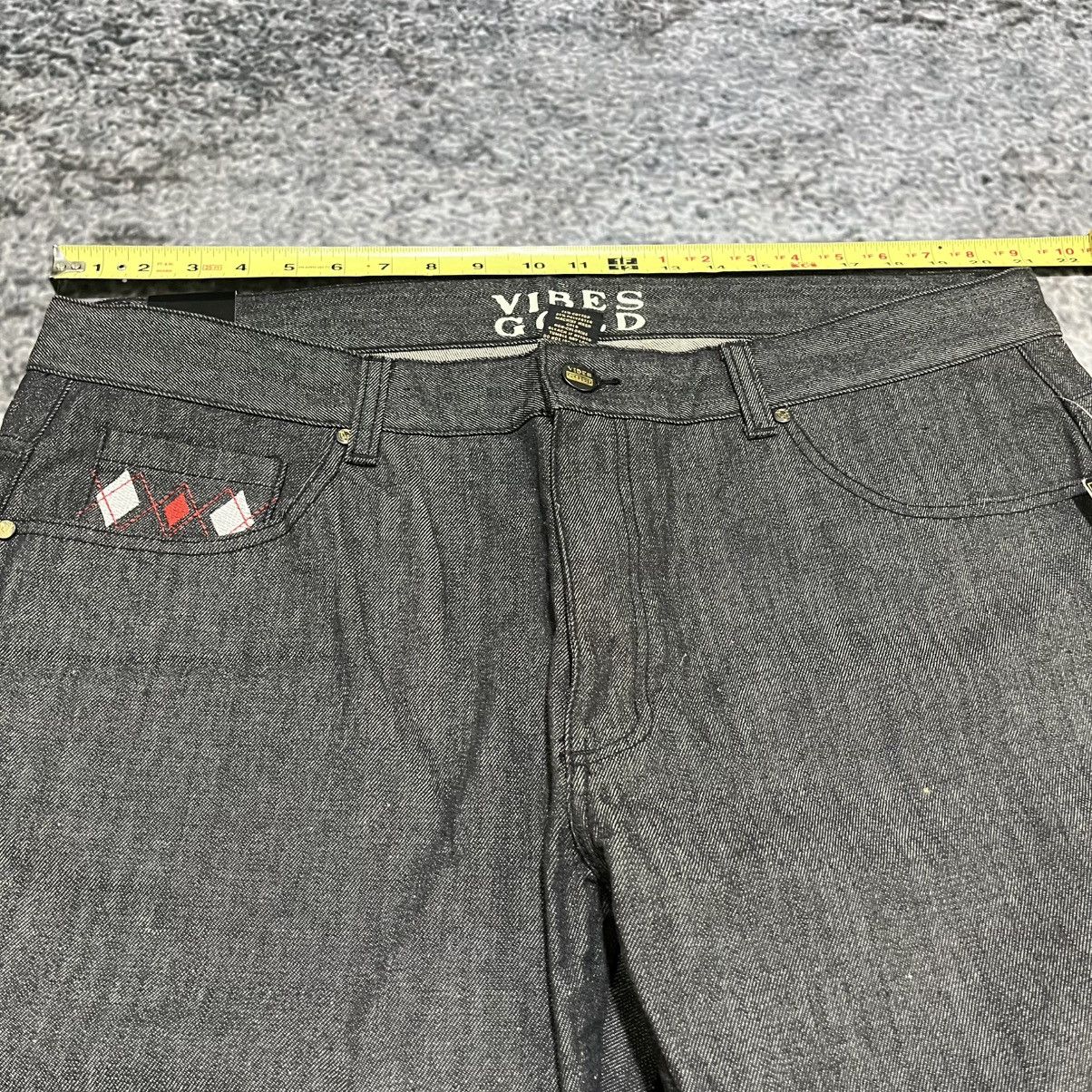 Vintage Vintage Y2K Vibes Gold Embroidered Grunge Skater Baggy Jeans Size US 42 / EU 58 - 9 Thumbnail