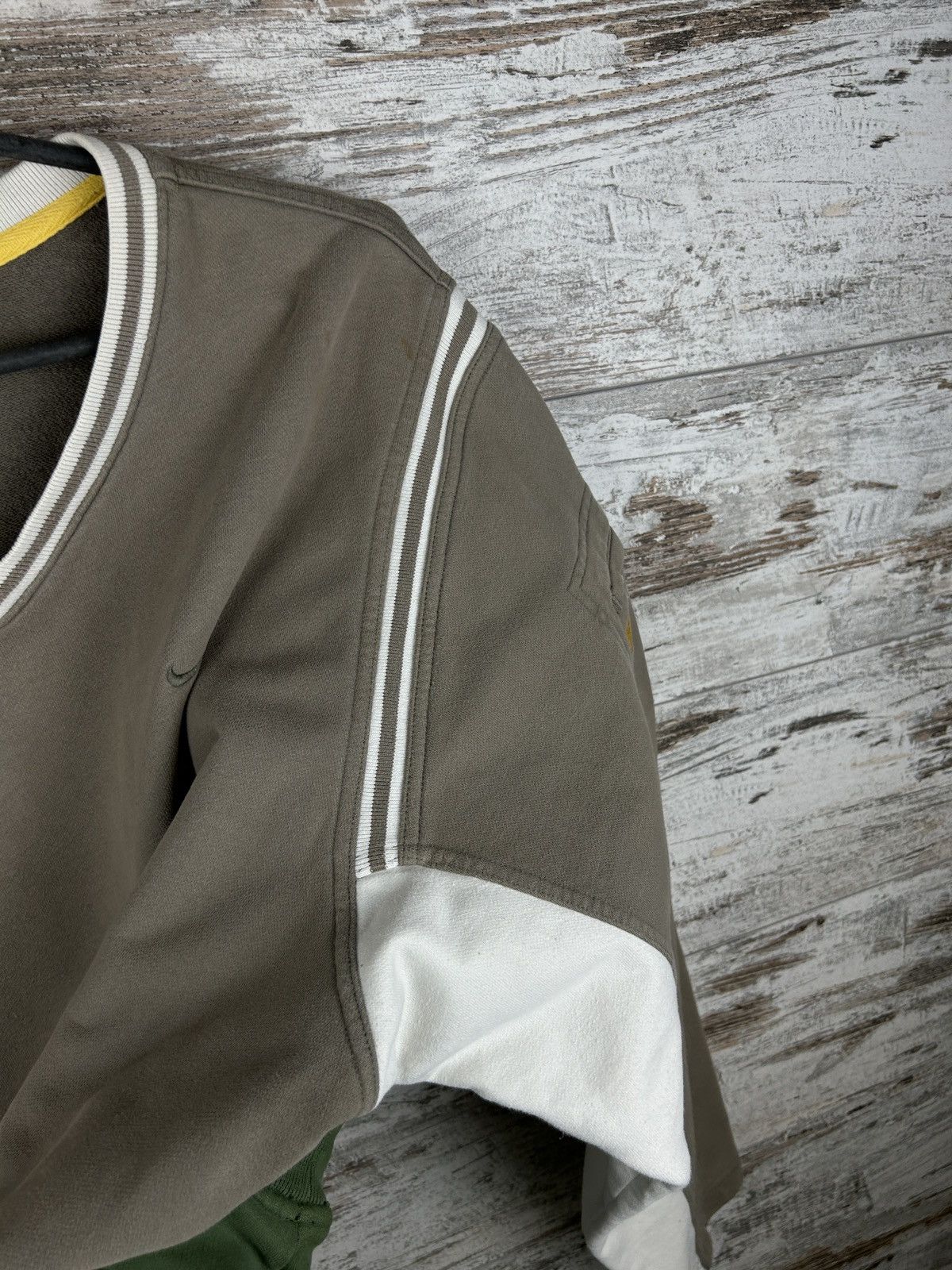 Nike Mens Vintage Nike Basketball Sweatshirt basic swoosh brown Size US XL / EU 56 / 4 - 13 Thumbnail