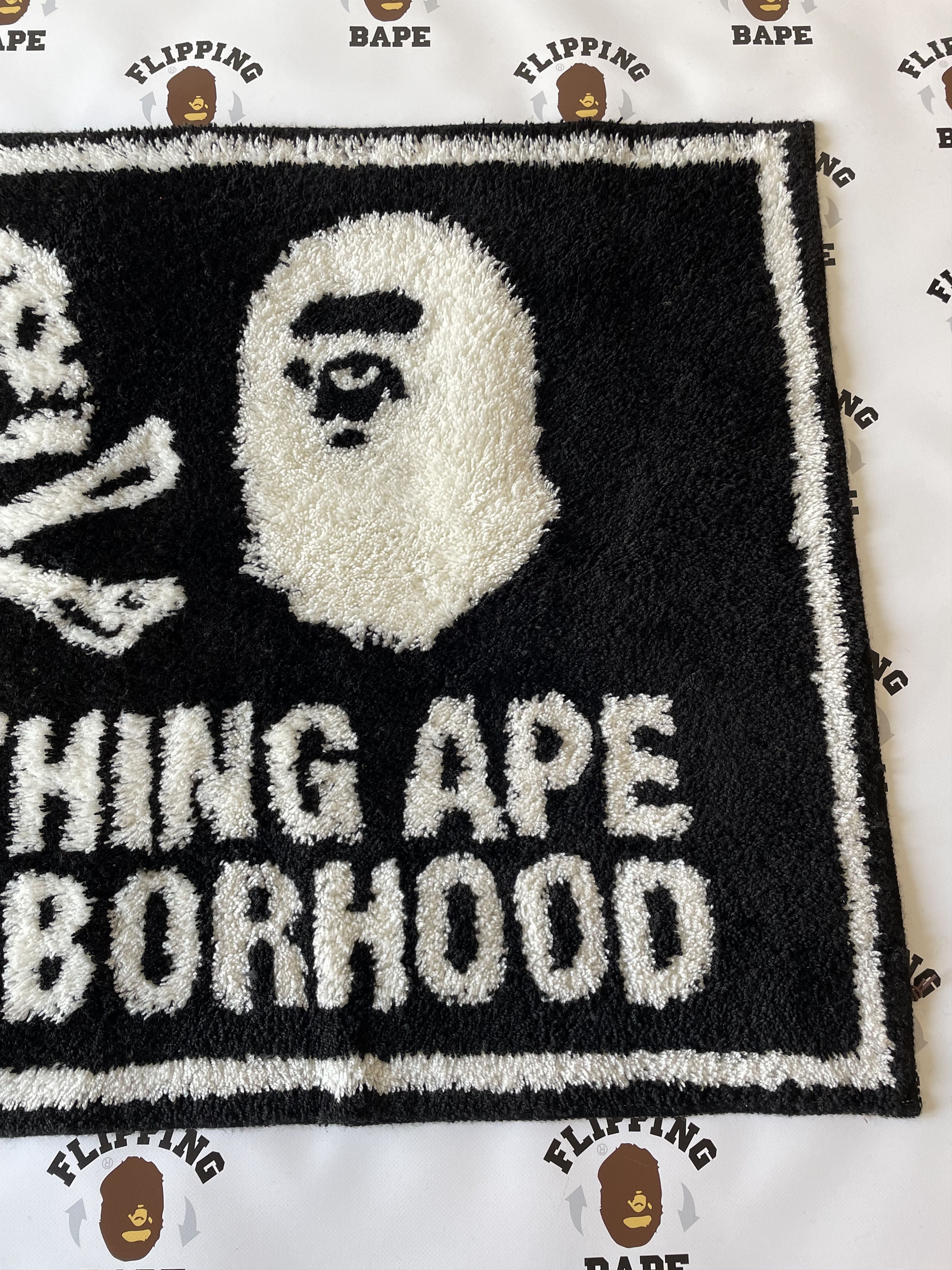 Bape × Neighborhood BAPE X NEIGHBORHOOD RUG Size ONE SIZE - 3 Thumbnail