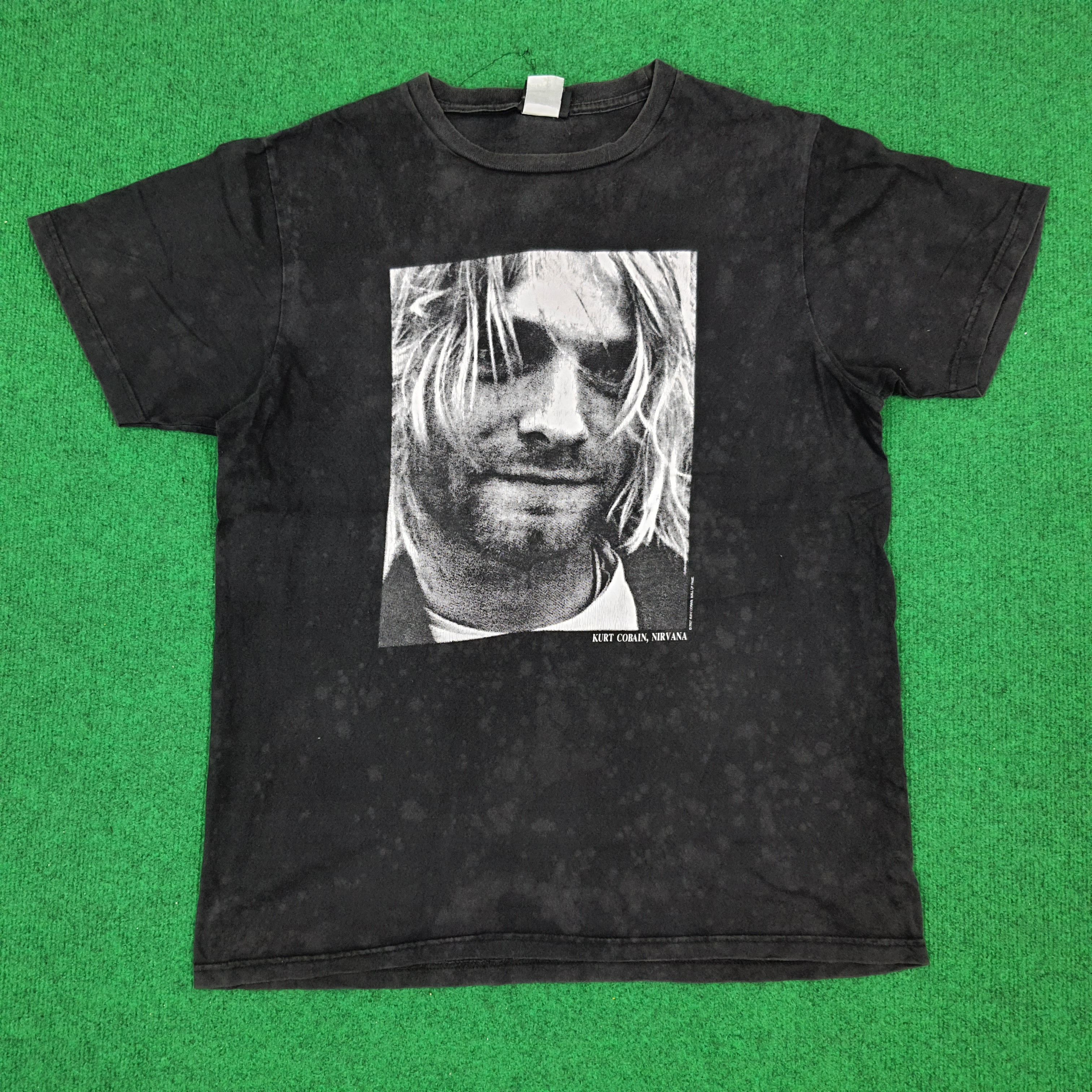 Band Tees × Vintage Vintage Kurt Cobain Nirvana 2007 Photo Tee Size US L / EU 52-54 / 3 - 1 Thumbnail