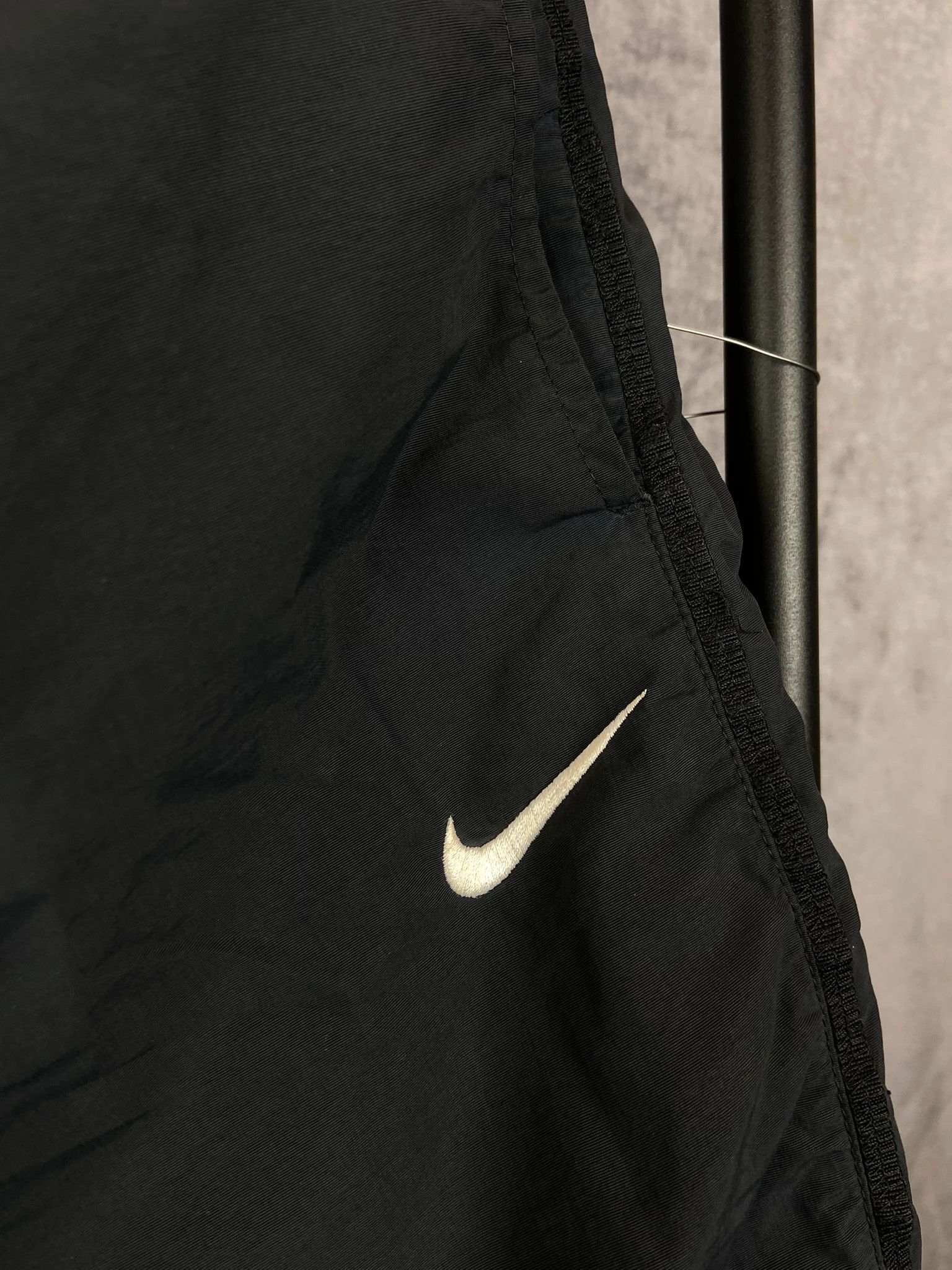 Nike Nike Black Capri Training Shorts XL Vintage Size US 38 / EU 54 - 2 Thumbnail