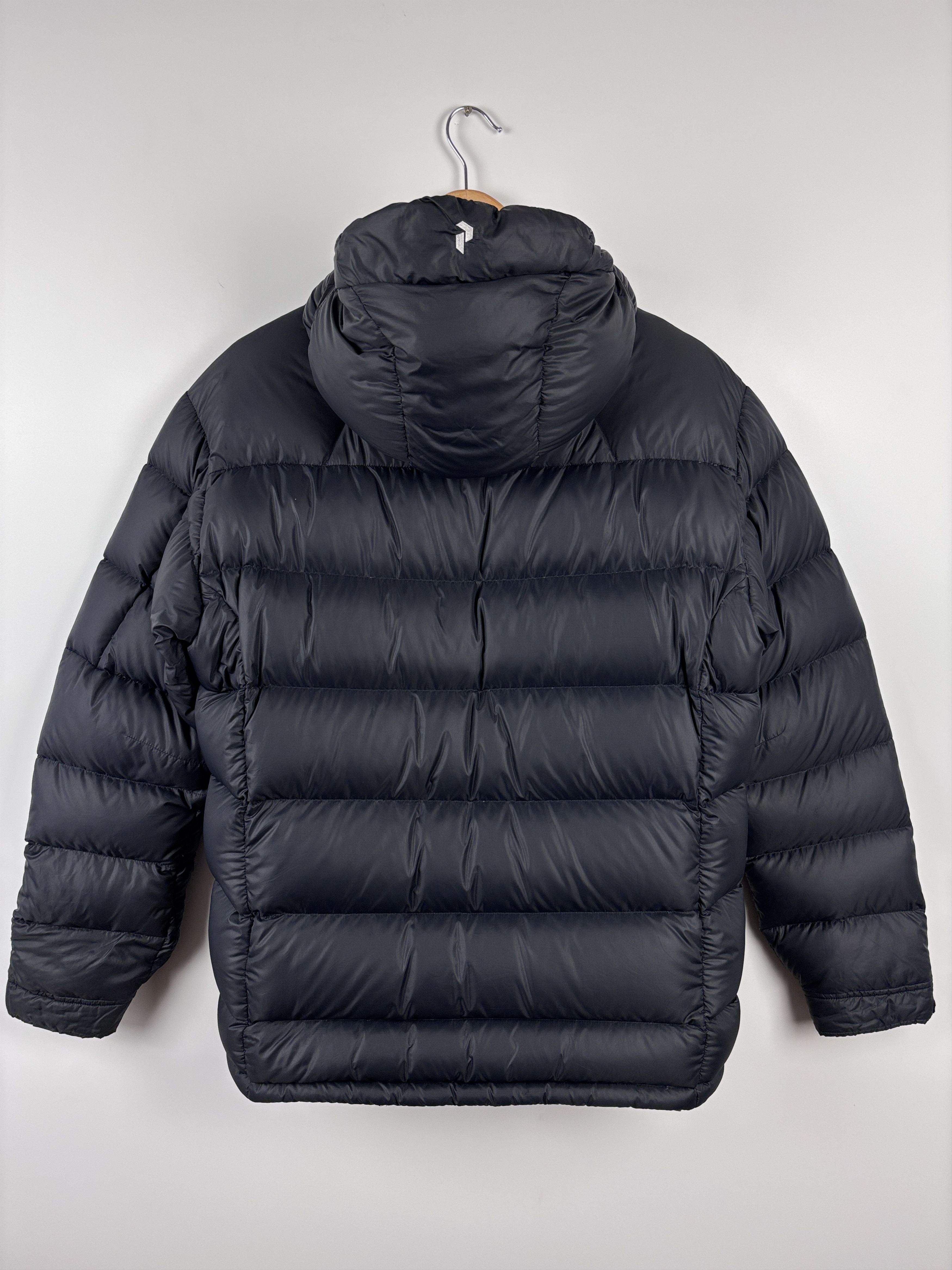 Peak Performance Mens Peak Performance Frost Down Puffer Jacket Black Size S Size US S / EU 44-46 / 1 - 6 Thumbnail
