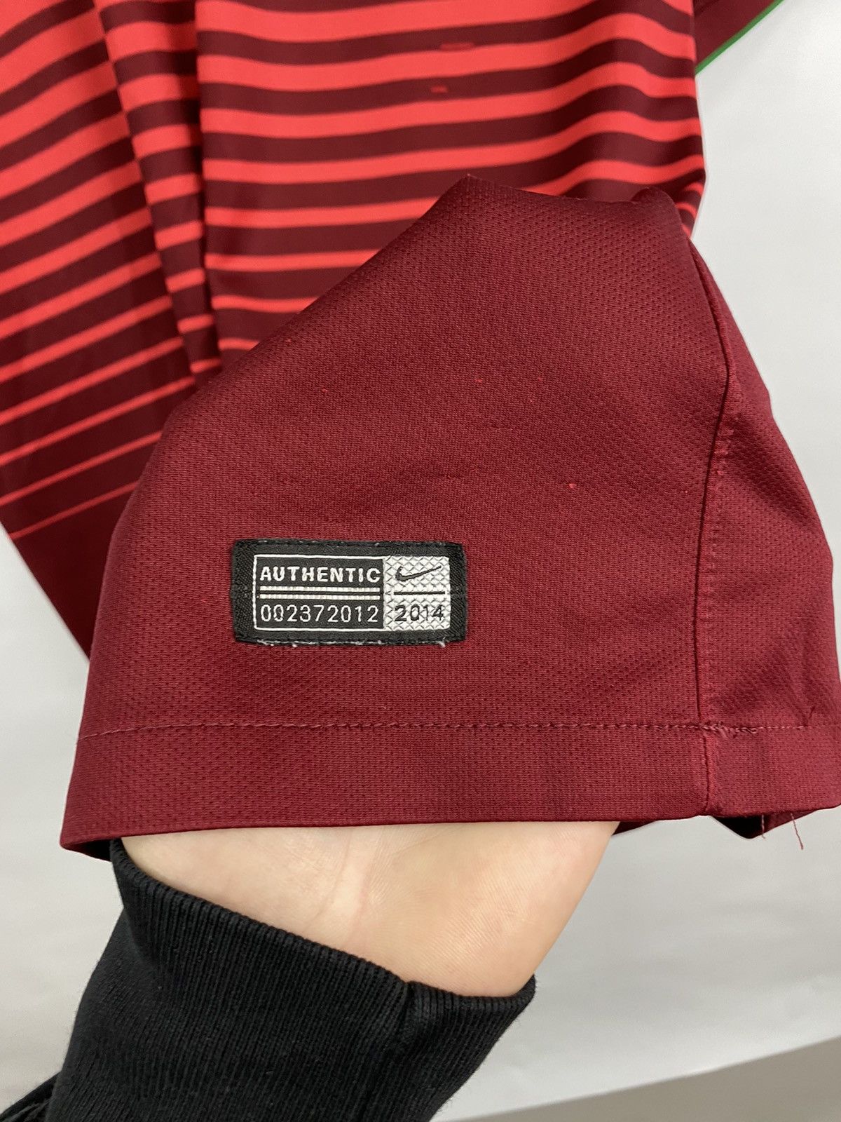 Nike 🇵🇹 Vintage 2014 Nike Portugal t-shirt rare retro hype Y2K Size US L / EU 52-54 / 3 - 6 Thumbnail