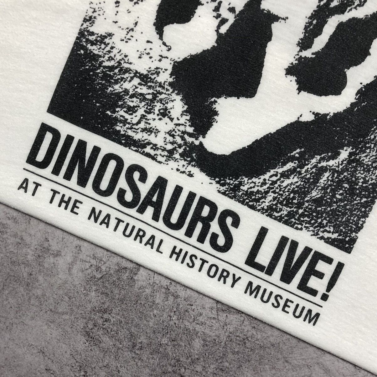 Vintage 90s Dinosaurs Live Natural History Museum Footprint Tee Size US L / EU 52-54 / 3 - 3 Thumbnail