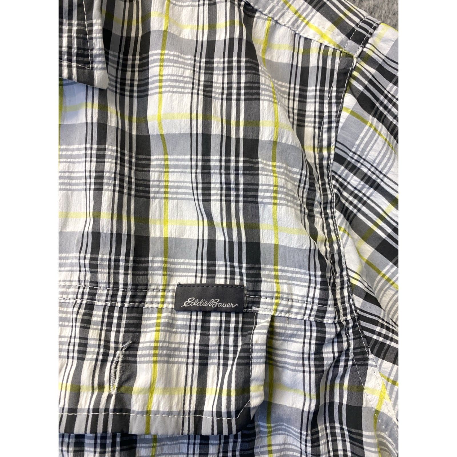 Eddie Bauer Eddie Bauer Travex Mens Short Sleeve Button Up Shirt Size TL Plaid /150-20 Size US M / EU 48-50 / 2 - 4 Thumbnail