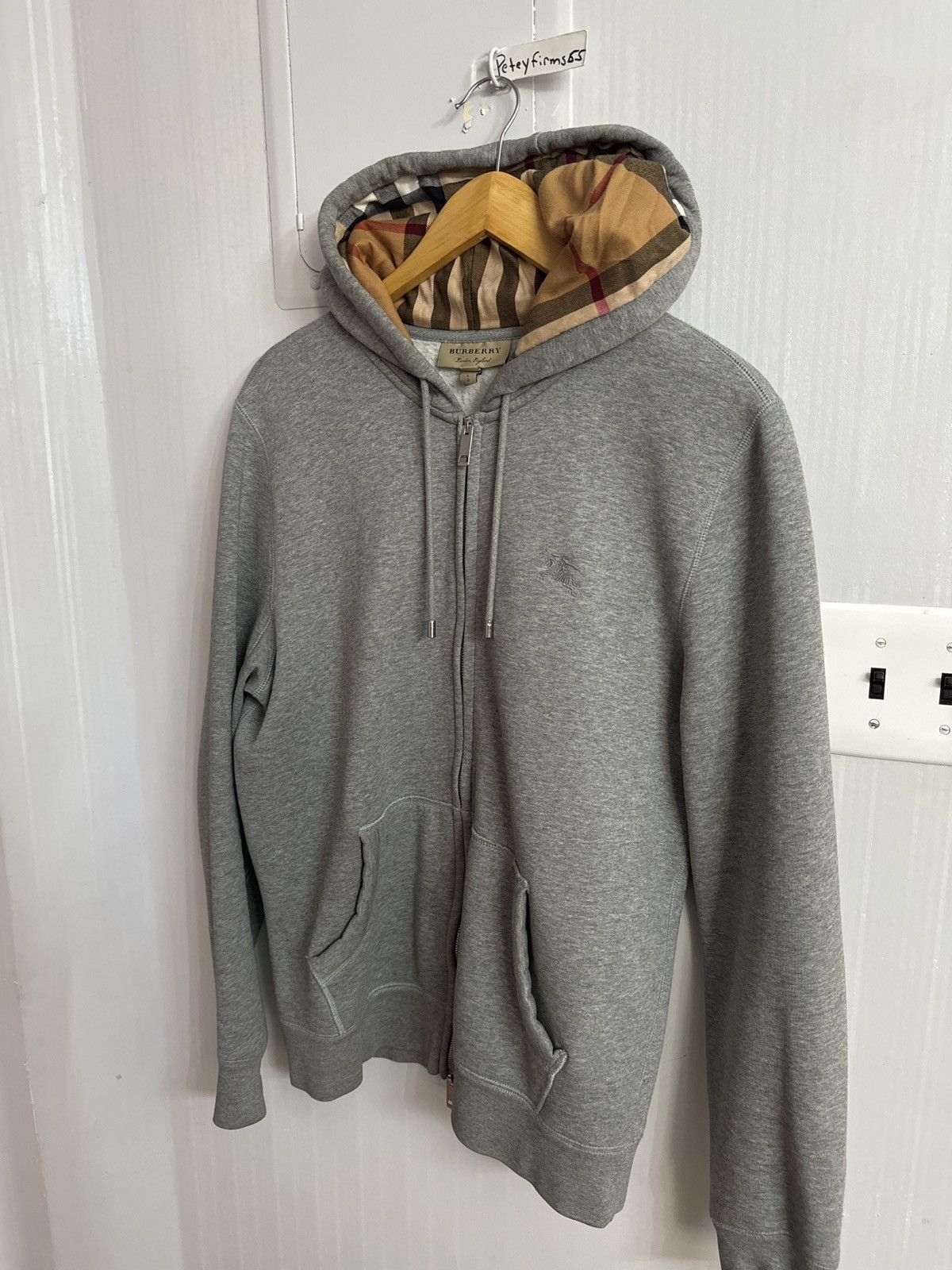 Mens Burberry Hoodie deals - Authentic - SZ Large