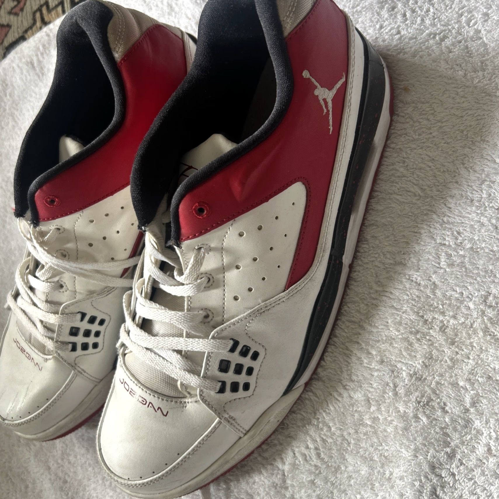 Jordan Brand Air Jordan Flight SC 1 White / Sneaker / Sz 11 / 599929 101 - Jordan SC-1 Low Black Red, Leather, Rubber Sole, Athletic Basketball Shoes, Mens, 2013 Size US 11 / EU 44 - 2 Thumbnail