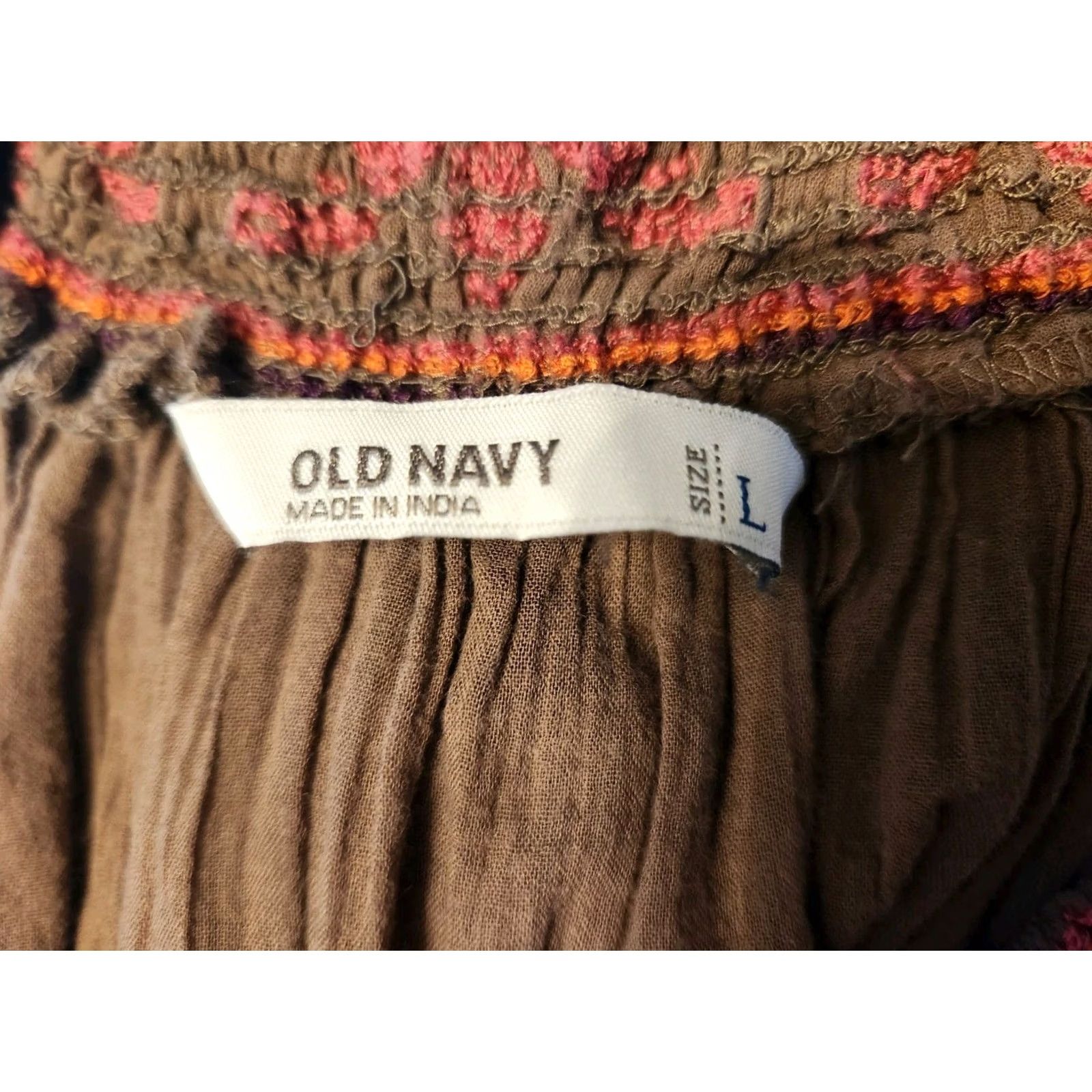 Old Navy Old Navy Gray Pink Embroidery Smocked Trim Cap Sleeve Top Hippie Boho Sz L Size L / US 10 / IT 46 - 6 Thumbnail