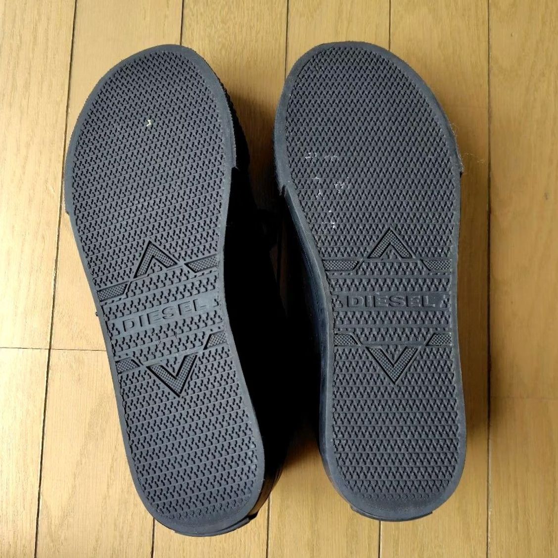 Diesel VINTAGE Diesel Men 8.5US Black Sneakers Casual Stylish Durable Platform 90s 00s Size US 9 / EU 42 - 7 Thumbnail